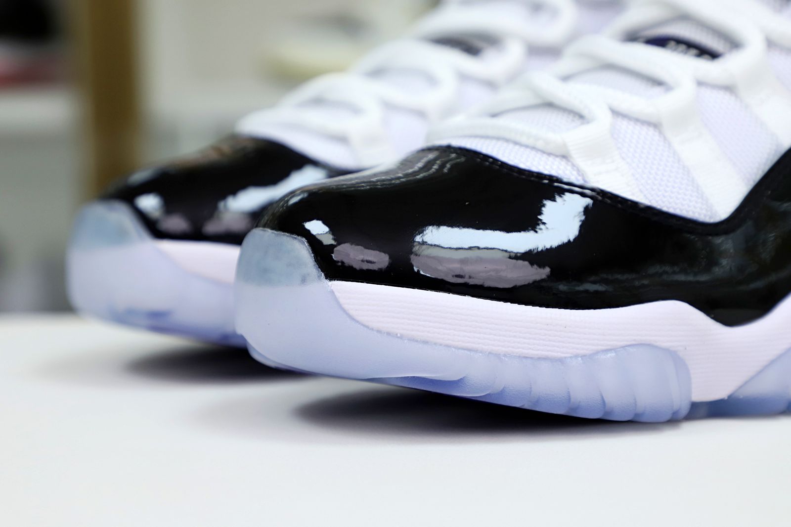 AIR JORDAN 11 RETRO 'CONCORD' 2018