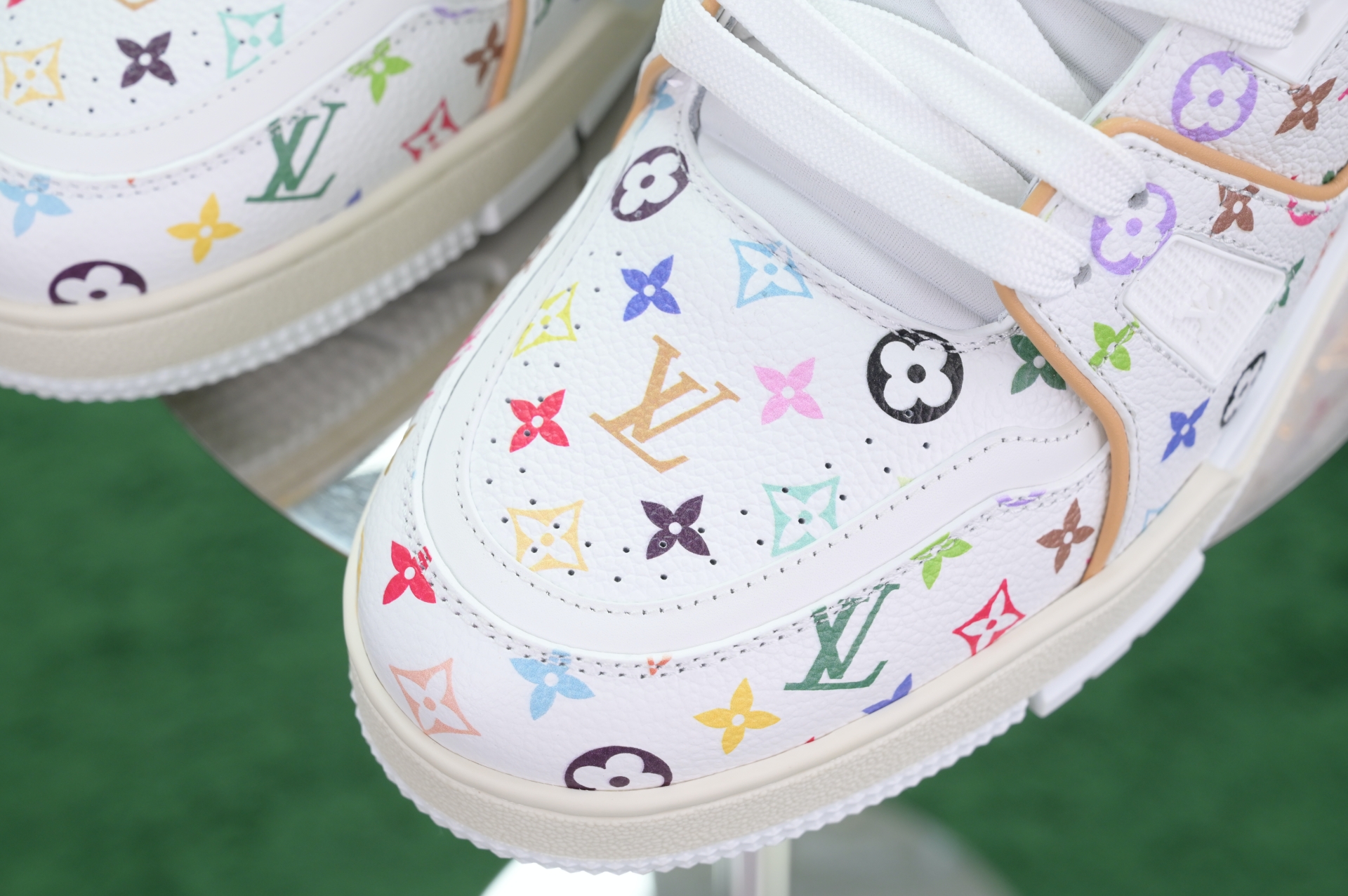 Takashi Murakami x LOUIS VUITTON Trainer