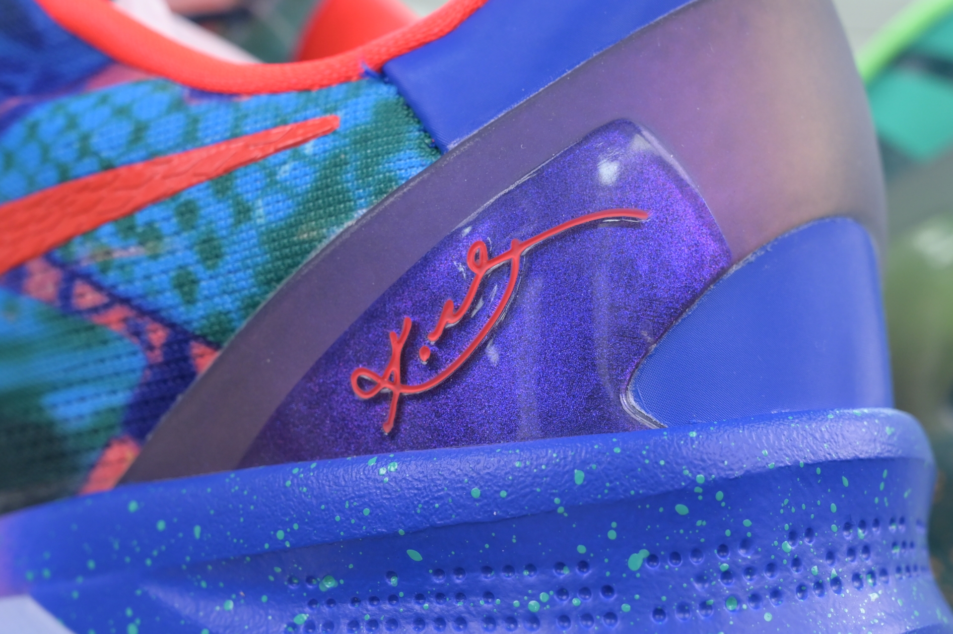 Nike Kobe 8 Protro What The 2025  HM9621-900