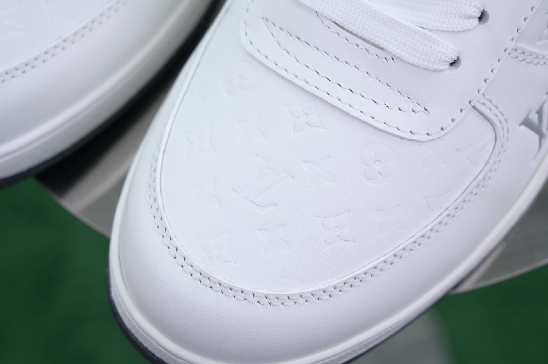 LOUIS VUITTON Rivoli