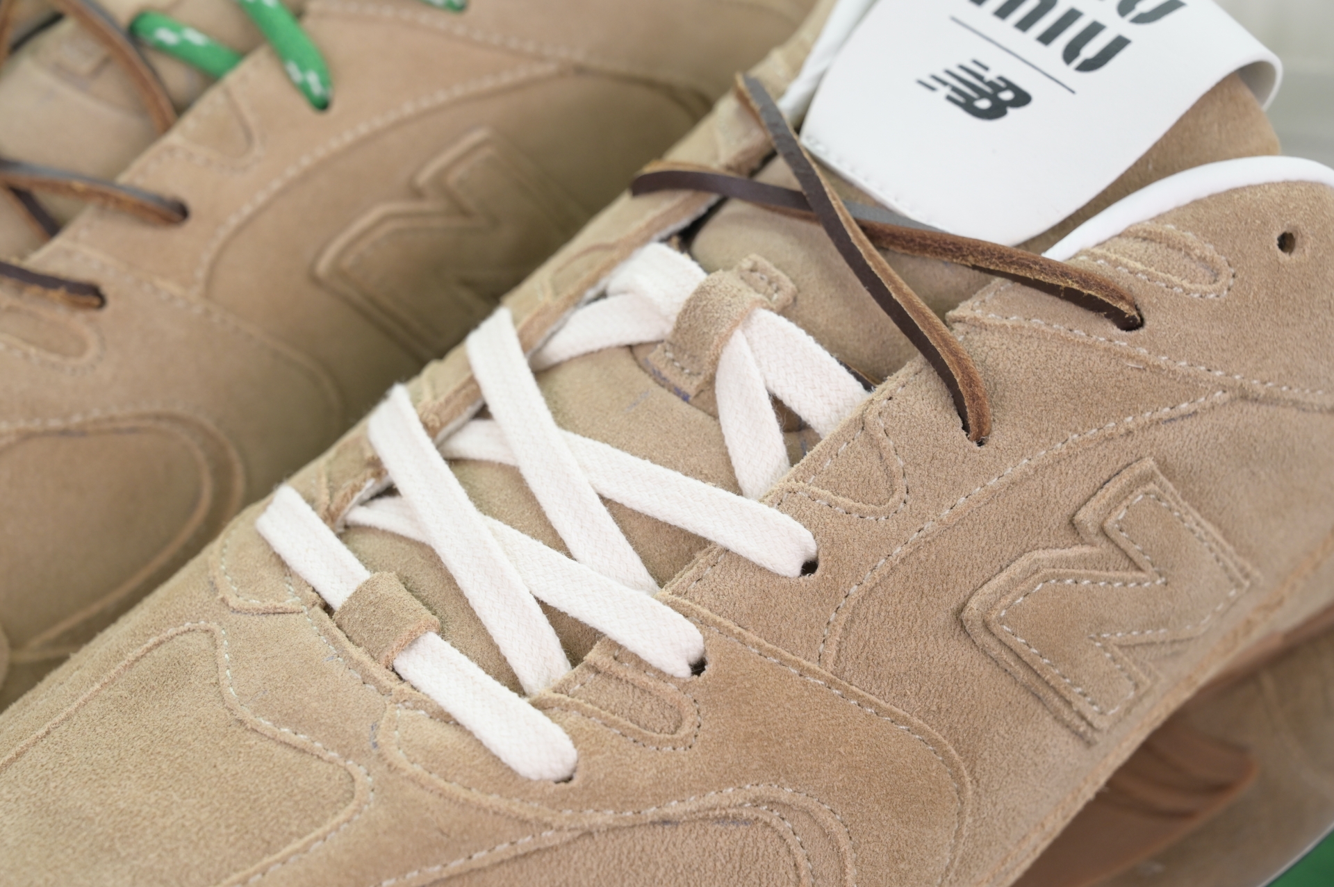 New Balance x MIU MIU NB 530 SL