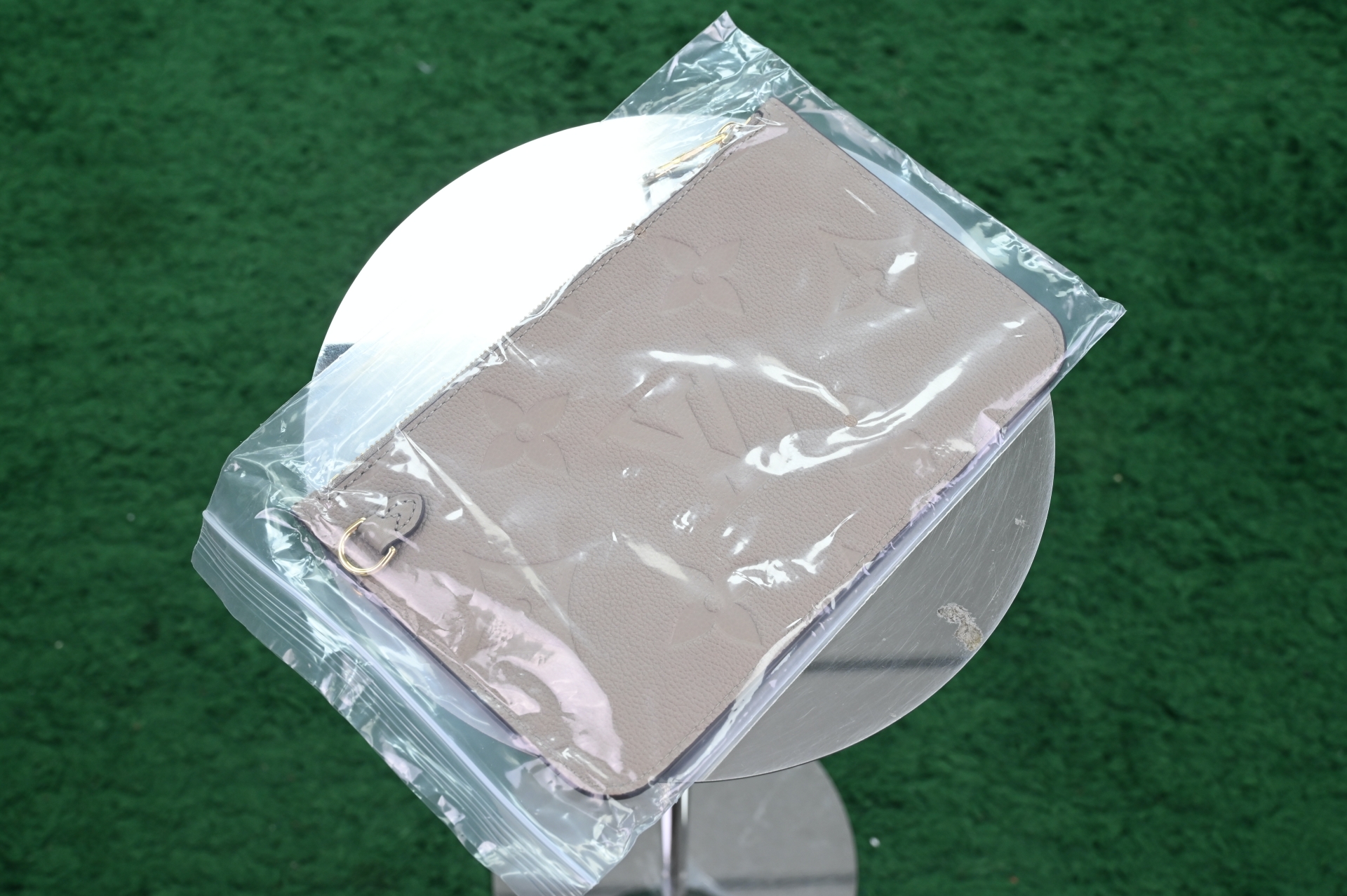 LOUIS VUITTON NEVERFULL  Tote