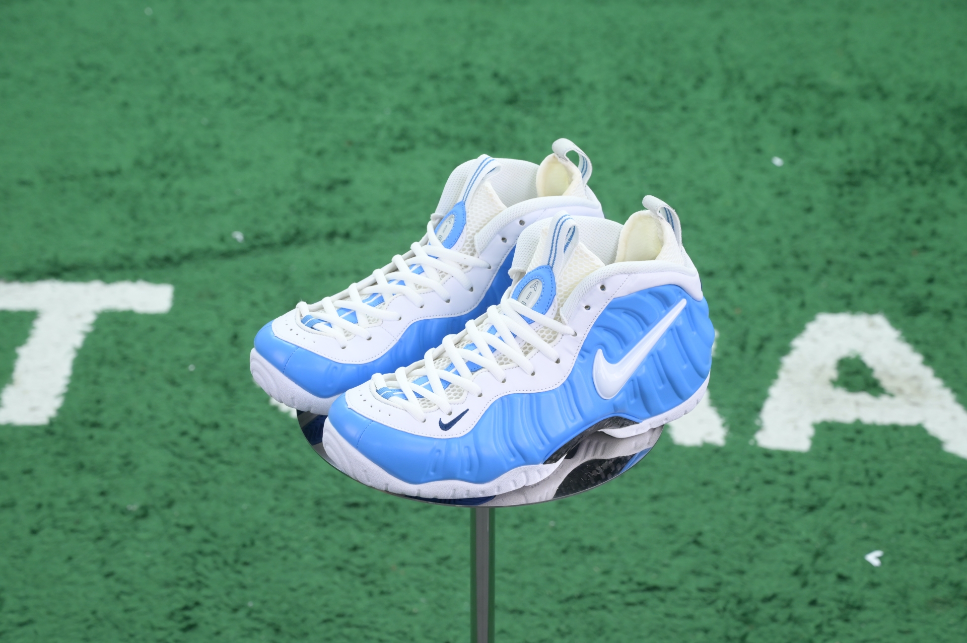Nike Foamposite Pro University Blue