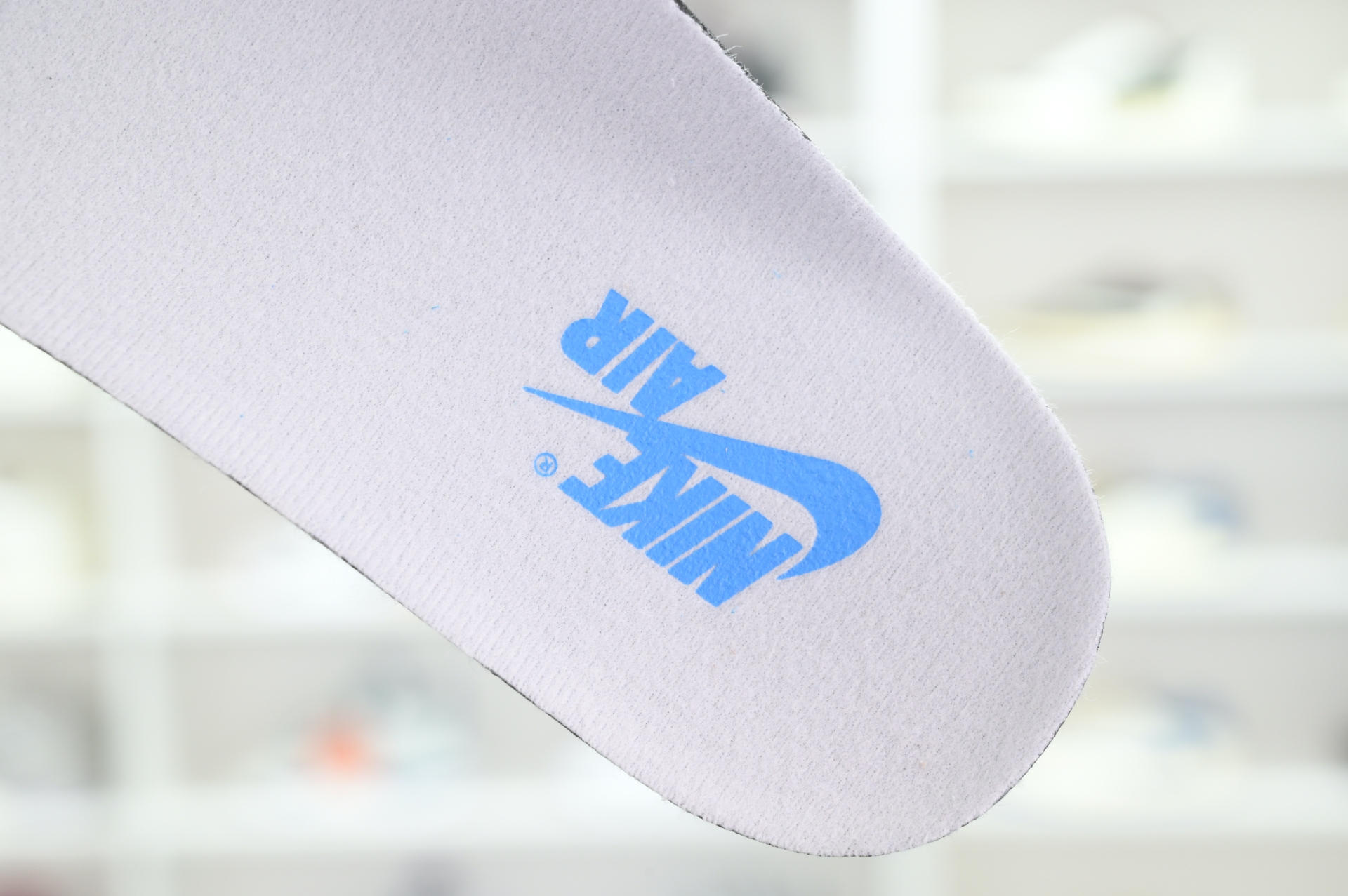 Air Jordan 1 High OG“UNC Reimagined”