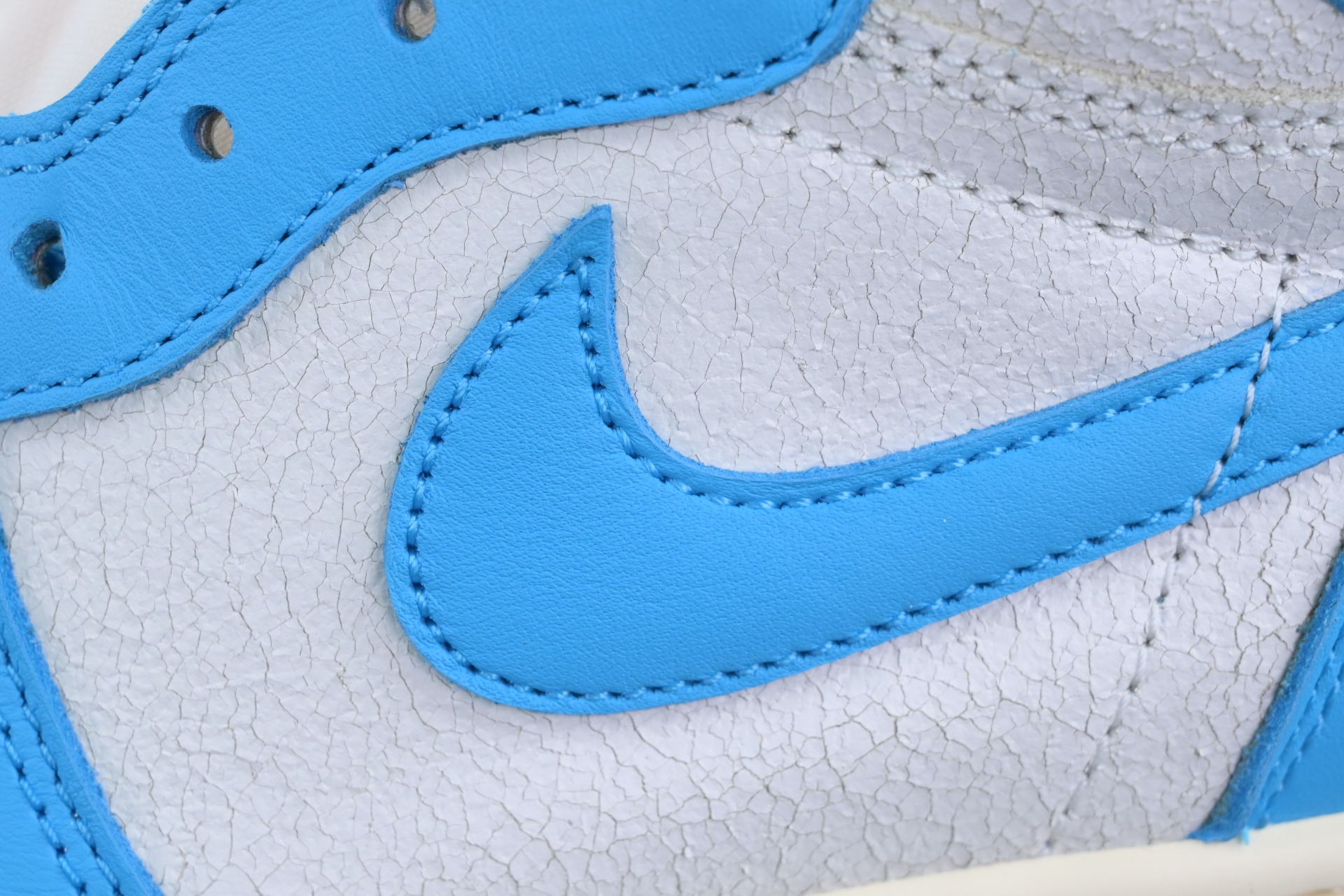 Air Jordan 1 High OG“UNC Reimagined”