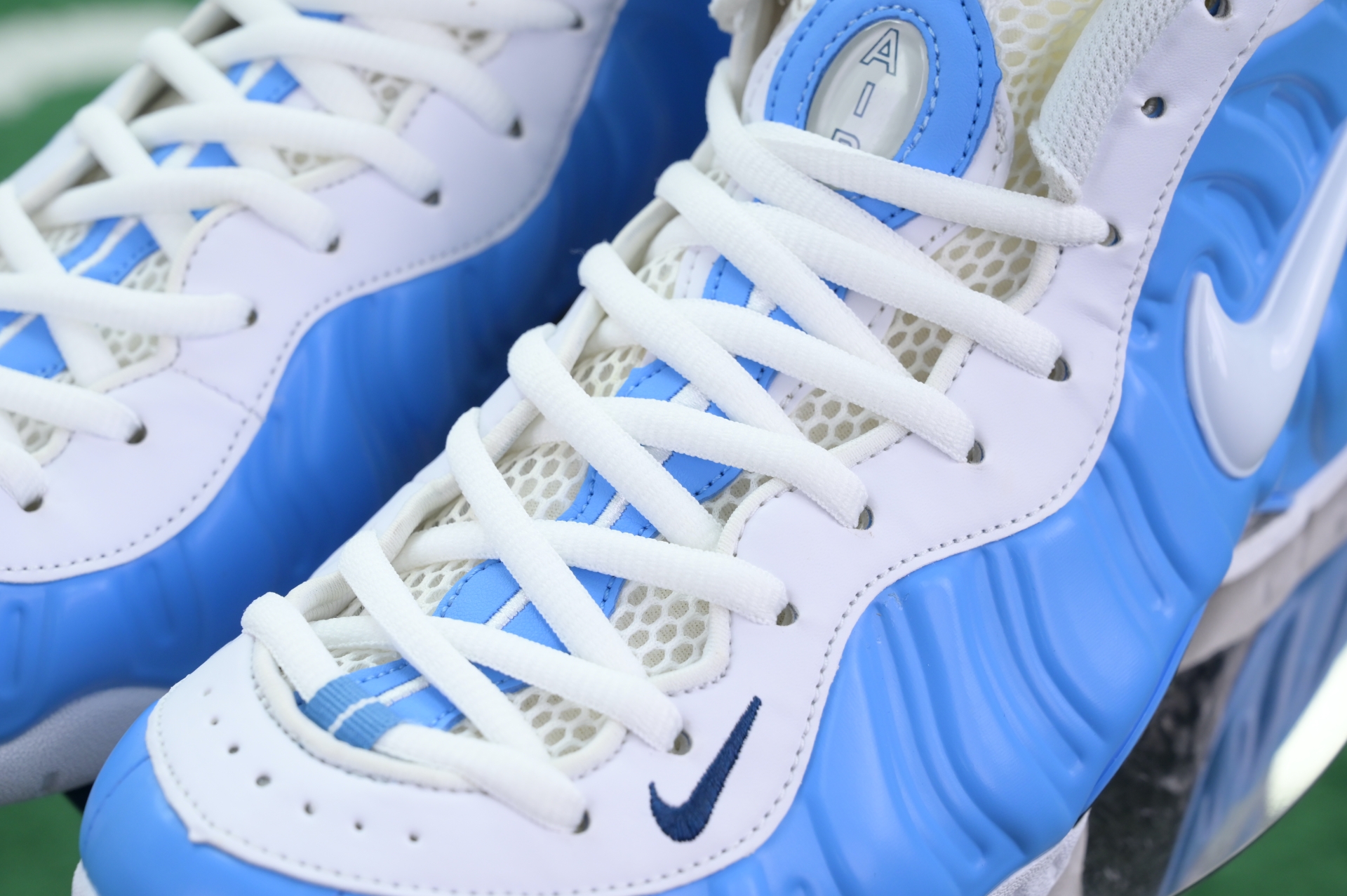 Nike Foamposite Pro University Blue