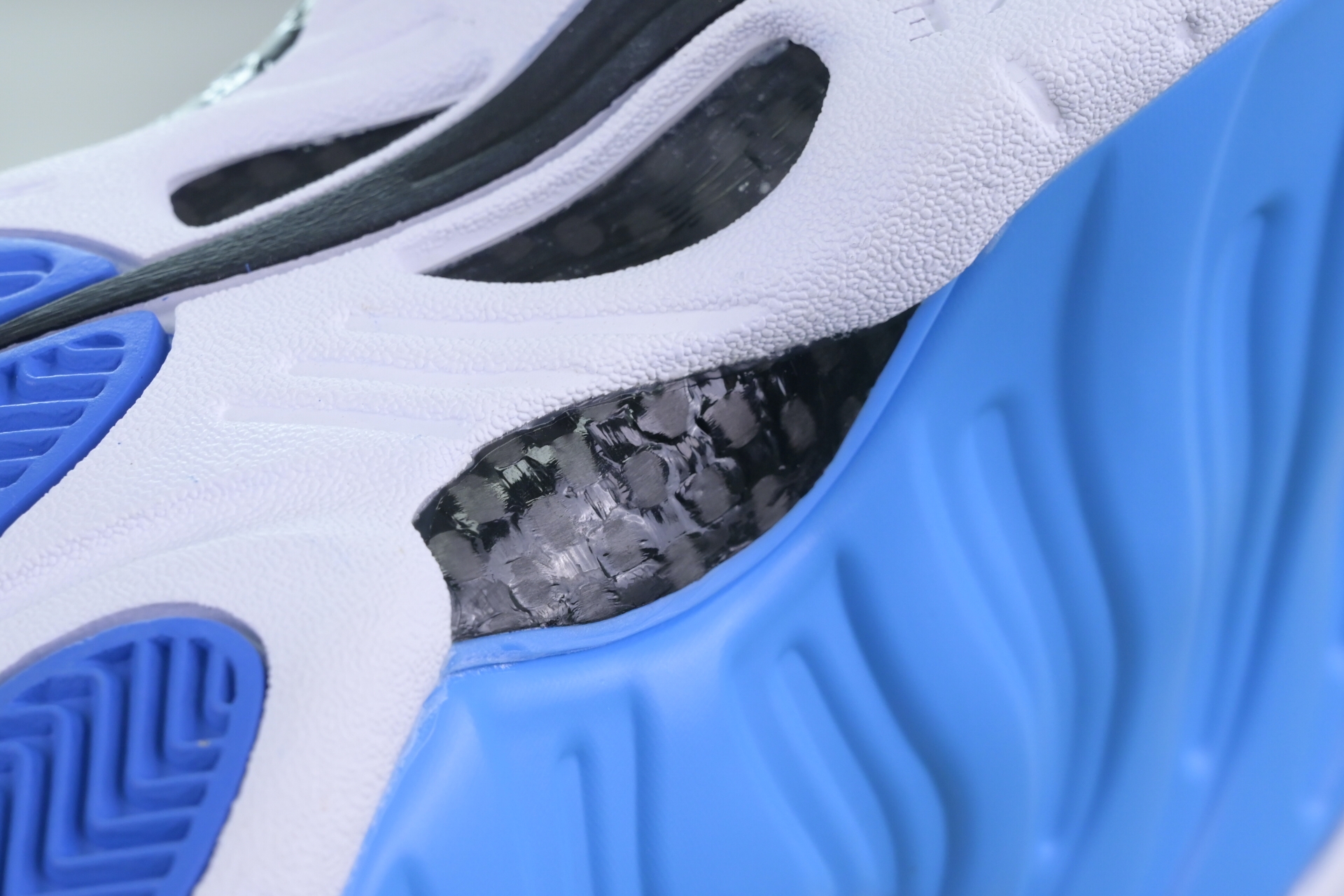 Nike Foamposite Pro University Blue