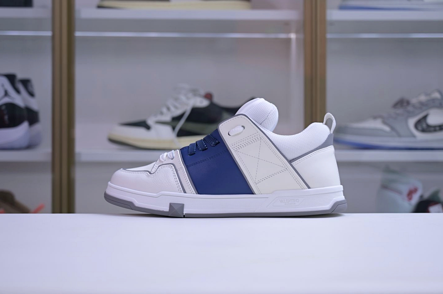 Valentino Open skate