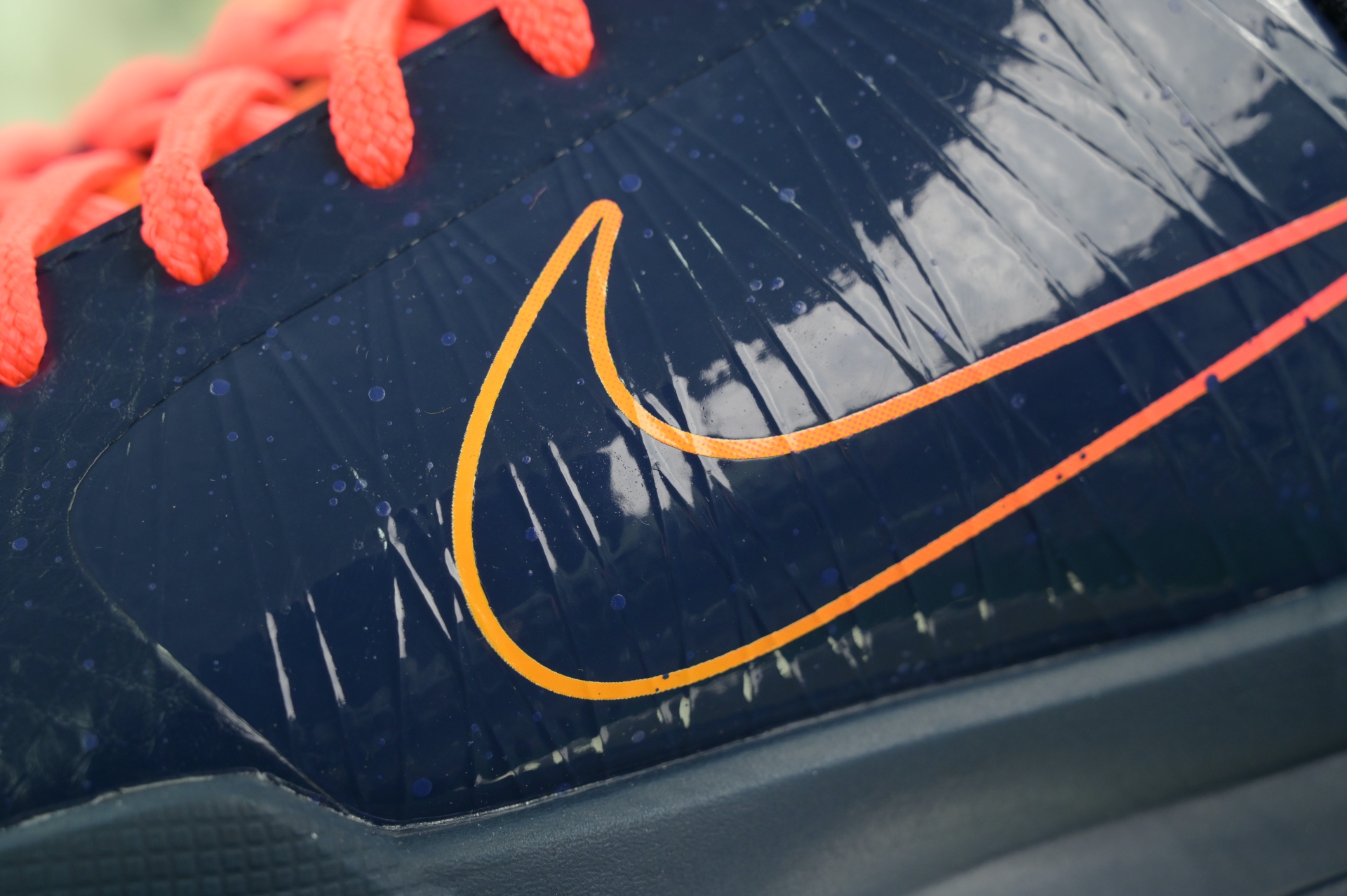 Caitlin Clark x Nike Kobe 5 Protro“Indiana Fever