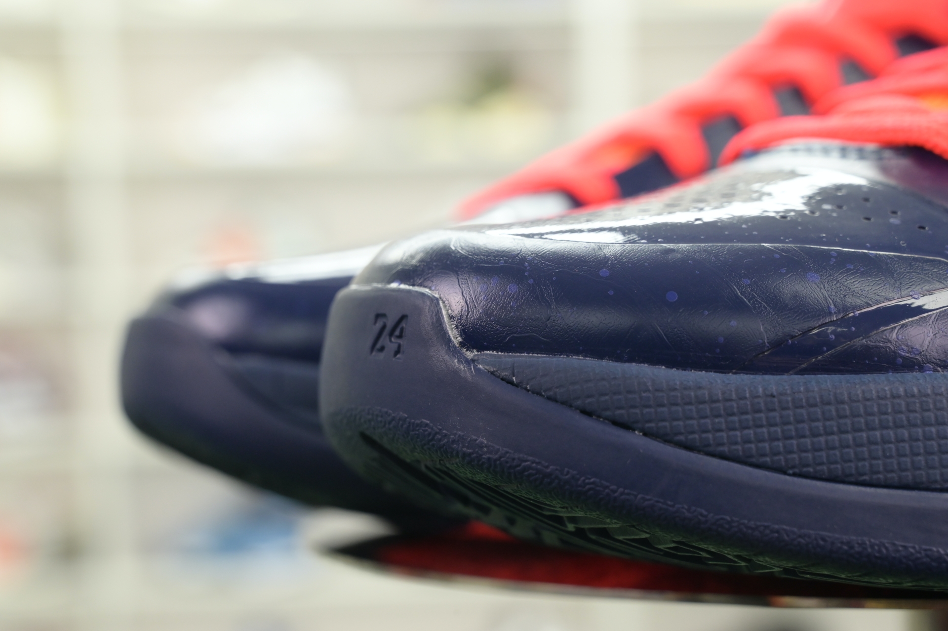 Caitlin Clark x Nike Kobe 5 Protro“Indiana Fever