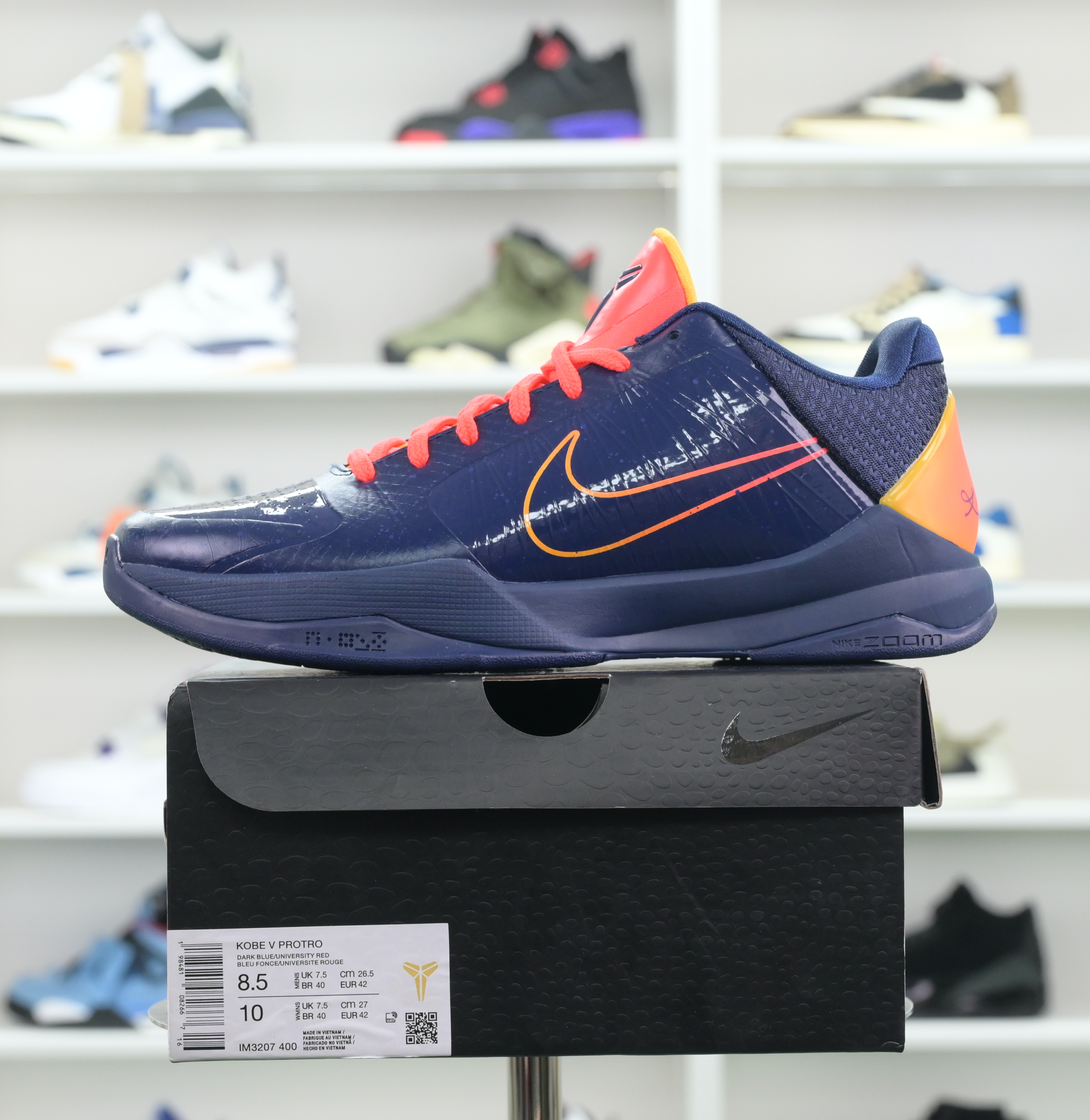 Caitlin Clark x Nike Kobe 5 Protro“Indiana Fever