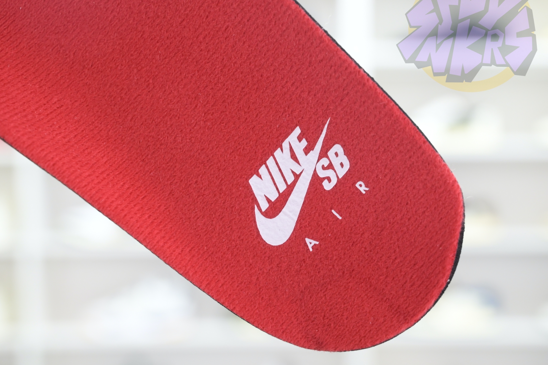 Nike SB x Jordan Air Jordan4“Varsity Red”