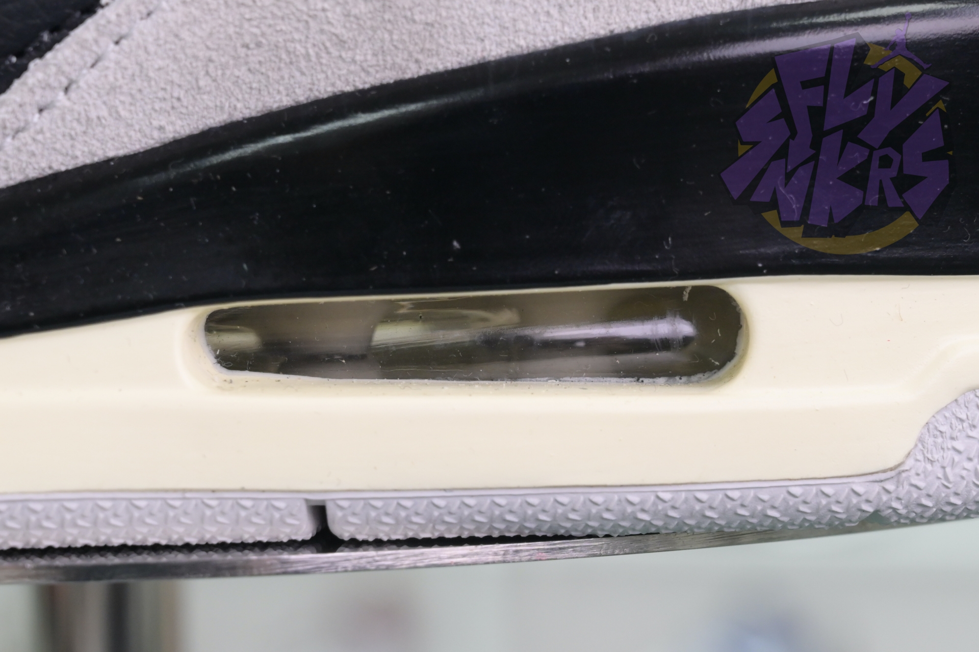 Jordan Air Jordan 3 Retro 