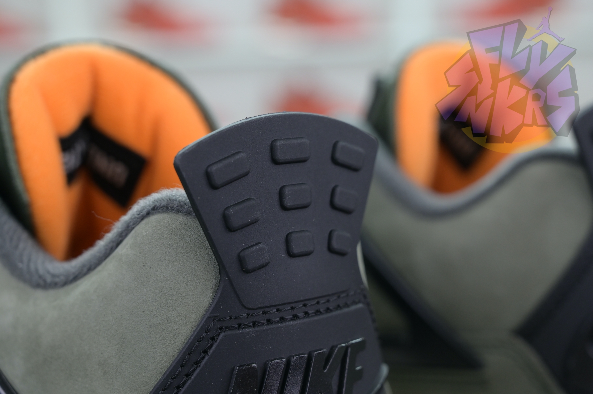 UNDEFEATED x Jordan Air Jordan 4  B1519-200