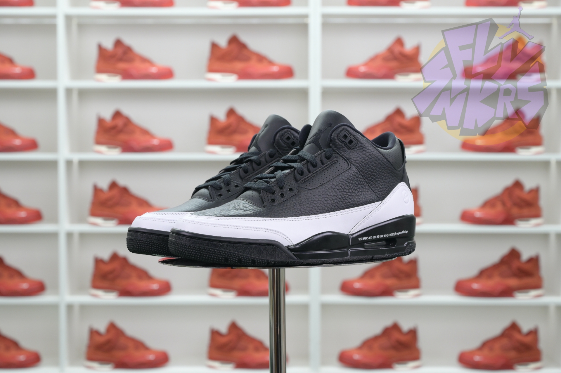 Fragment Design x Jordan Air Jordan 3“Black/ White”  DA3595-001