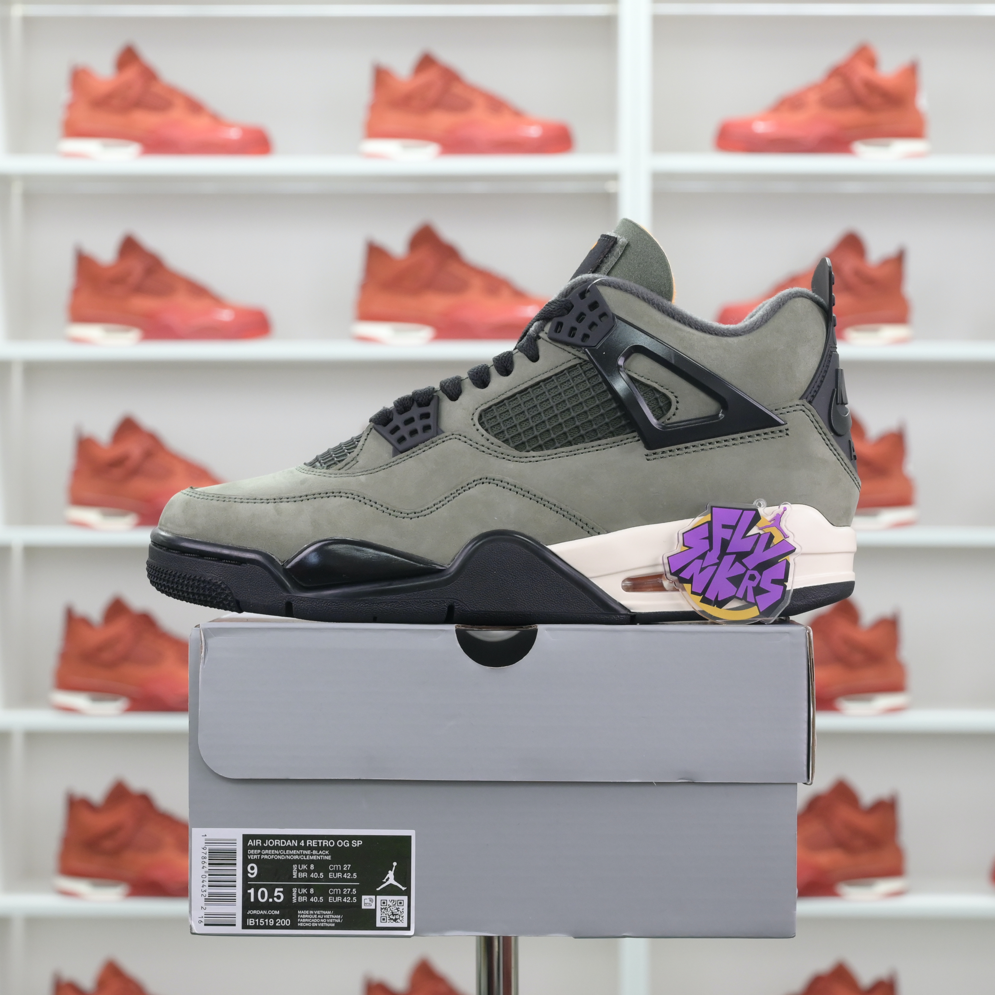 UNDEFEATED x Jordan Air Jordan 4 B1519-200