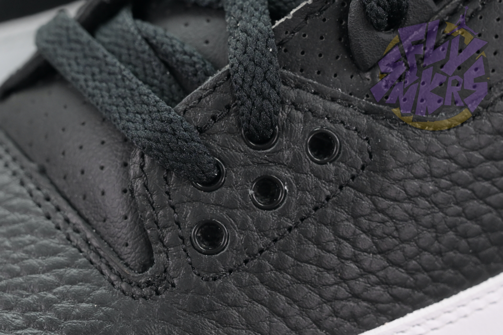 Fragment Design x Jordan Air Jordan 3“Black/ White”  DA3595-001