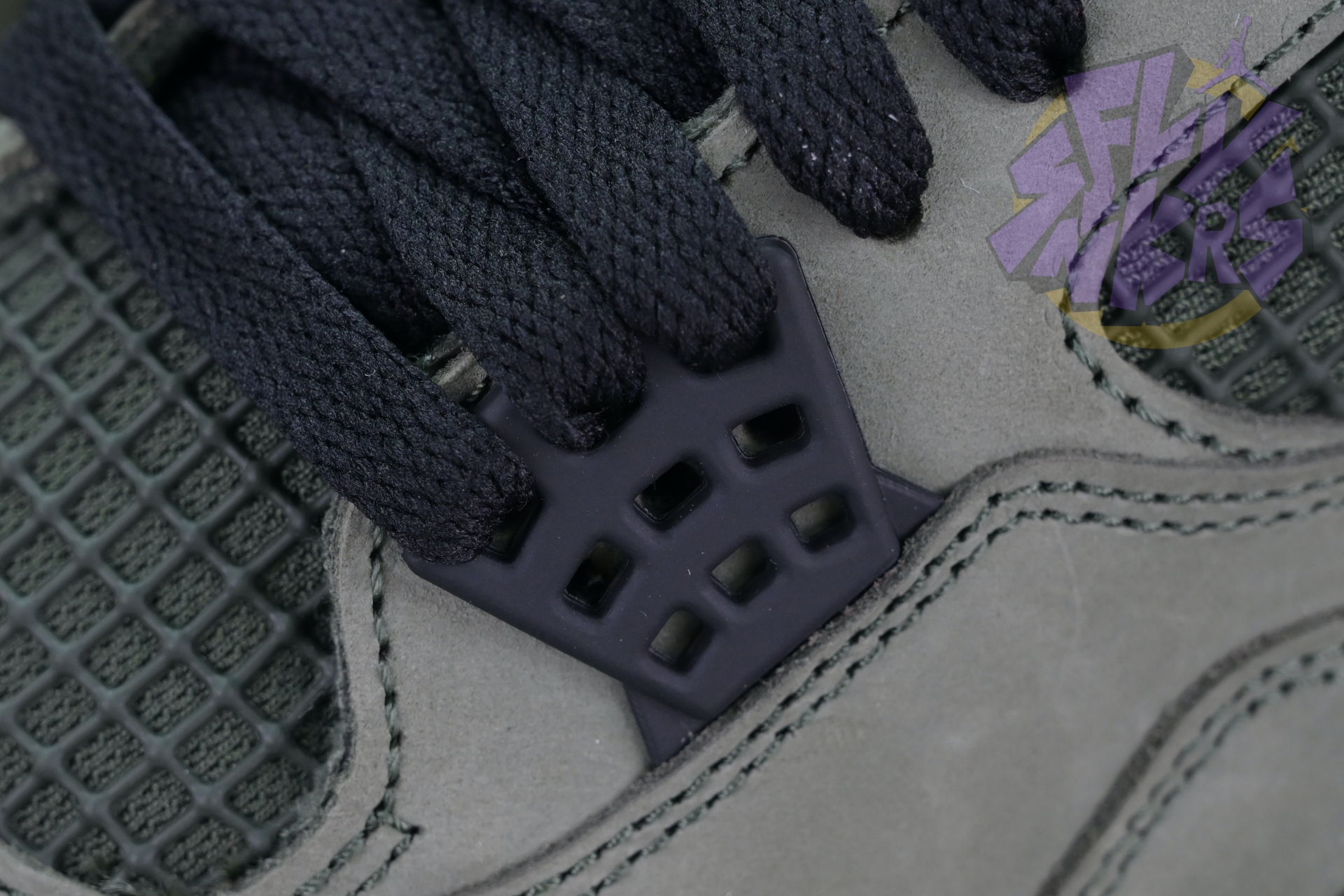 UNDEFEATED x Jordan Air Jordan 4  B1519-200