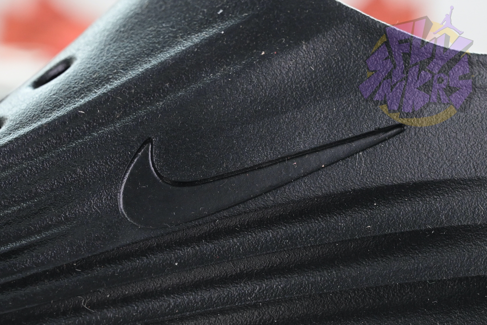 Nike ReactX Rejuven8  HV5062-001