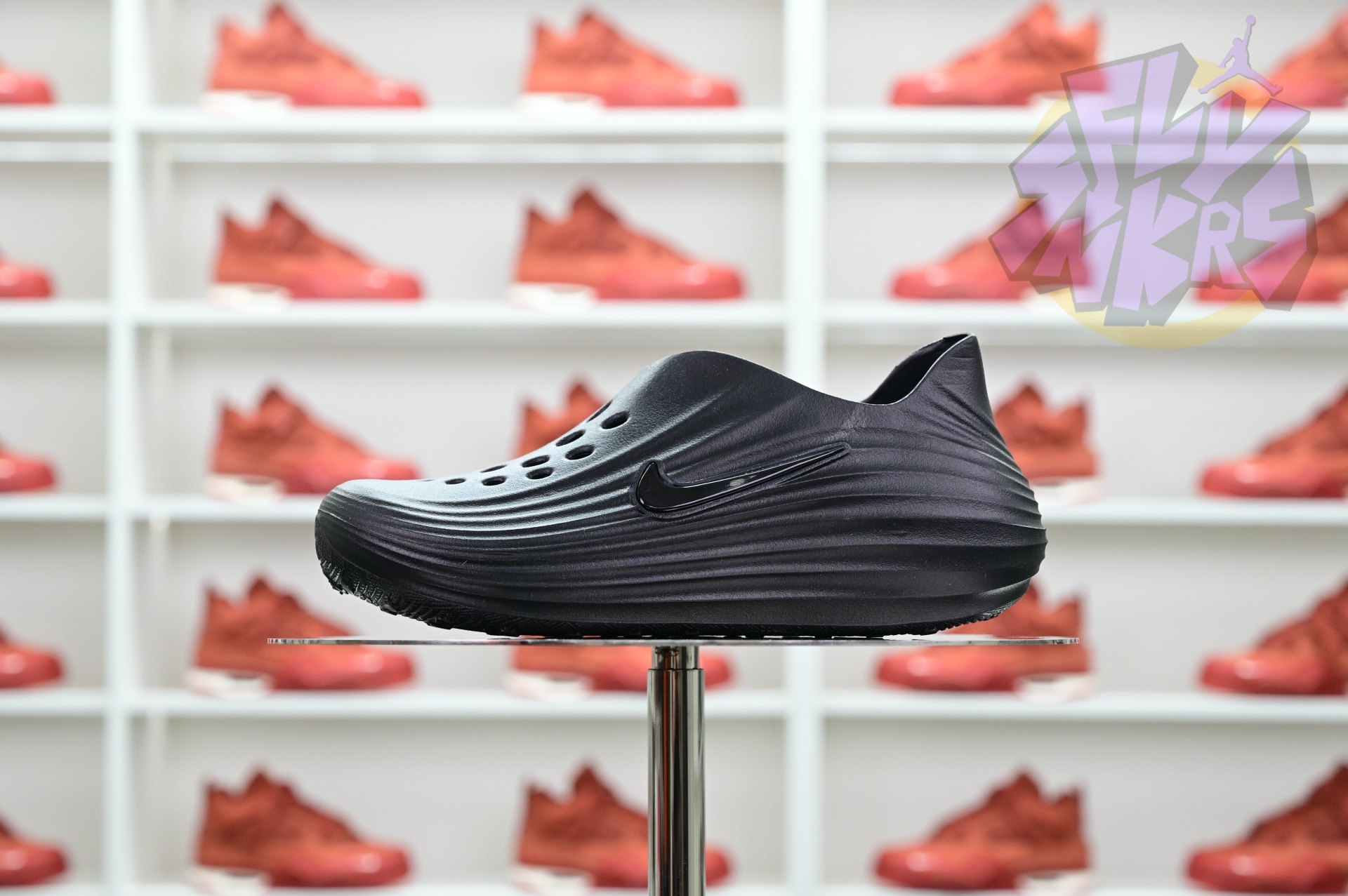 Nike ReactX Rejuven8 HV5060-001