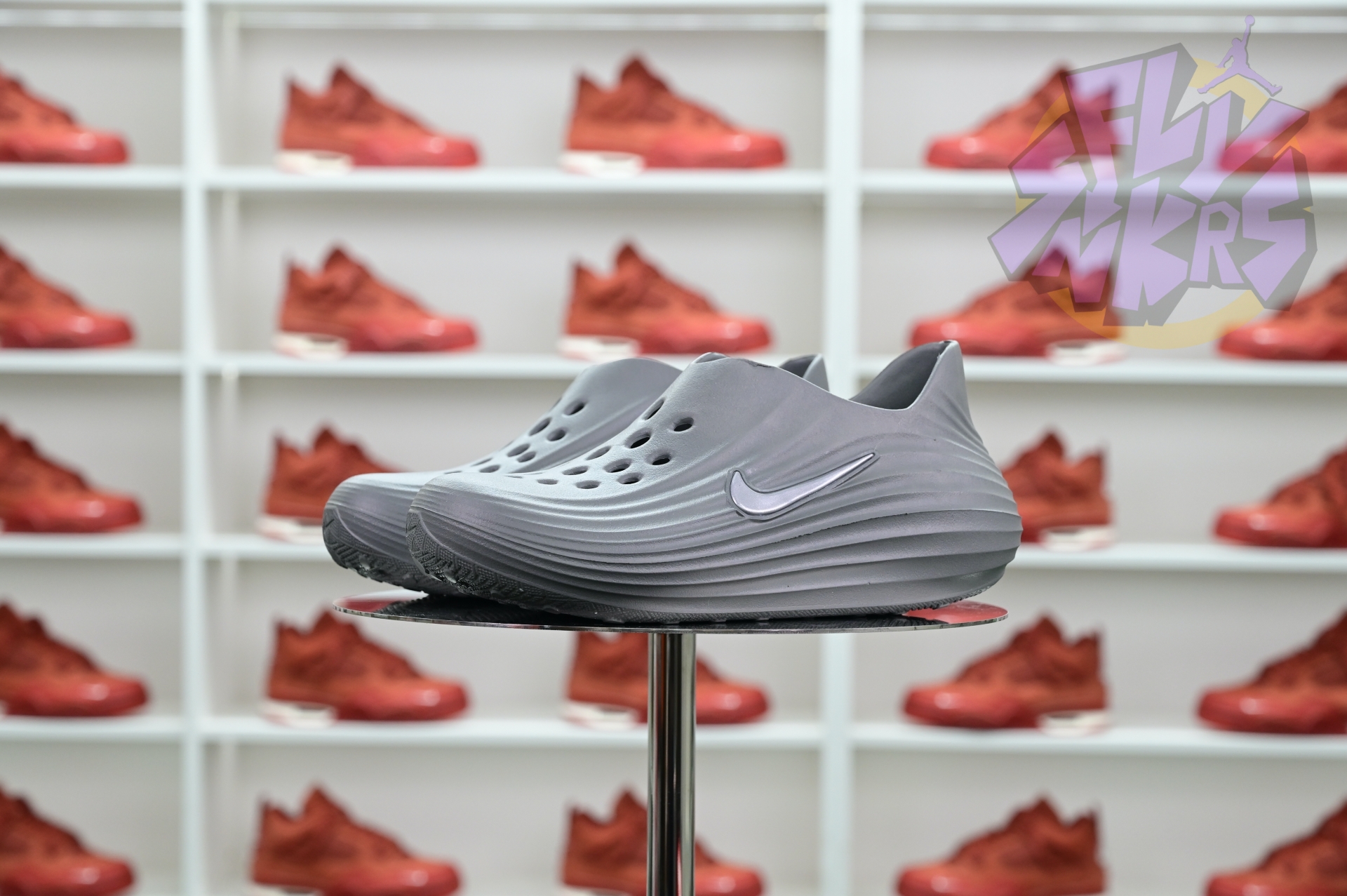 Nike ReactX Rejuven8  HV5060-002