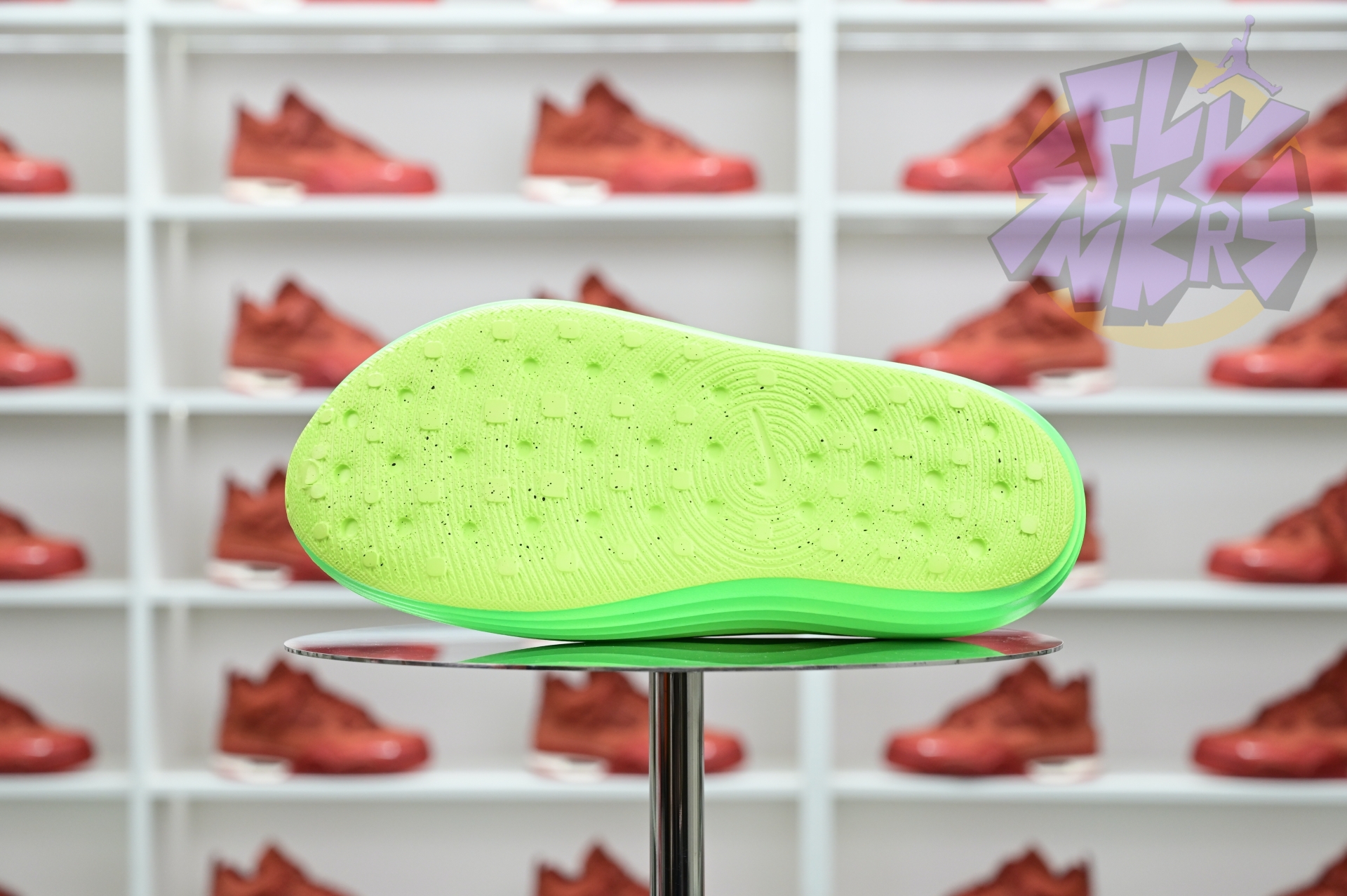 Nike ReactX Rejuven8 Green Strike  HV5060-300