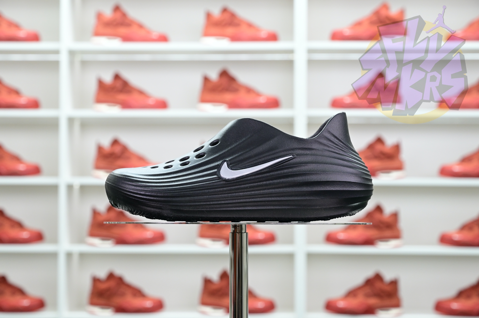 Nike ReactX Rejuven8  HV5062-001