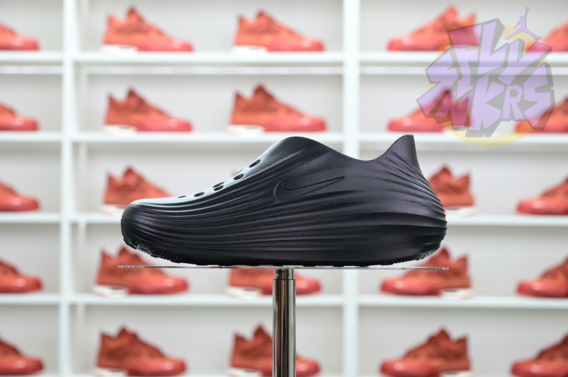 Nike ReactX Rejuven8  HV5062-001