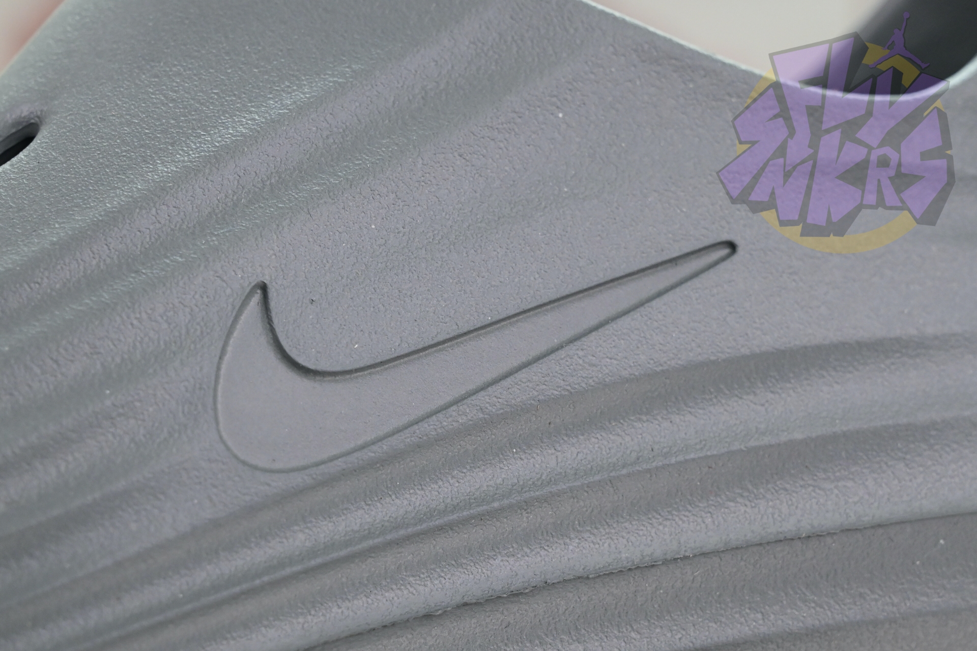 Nike ReactX Rejuven8  HV5060-002