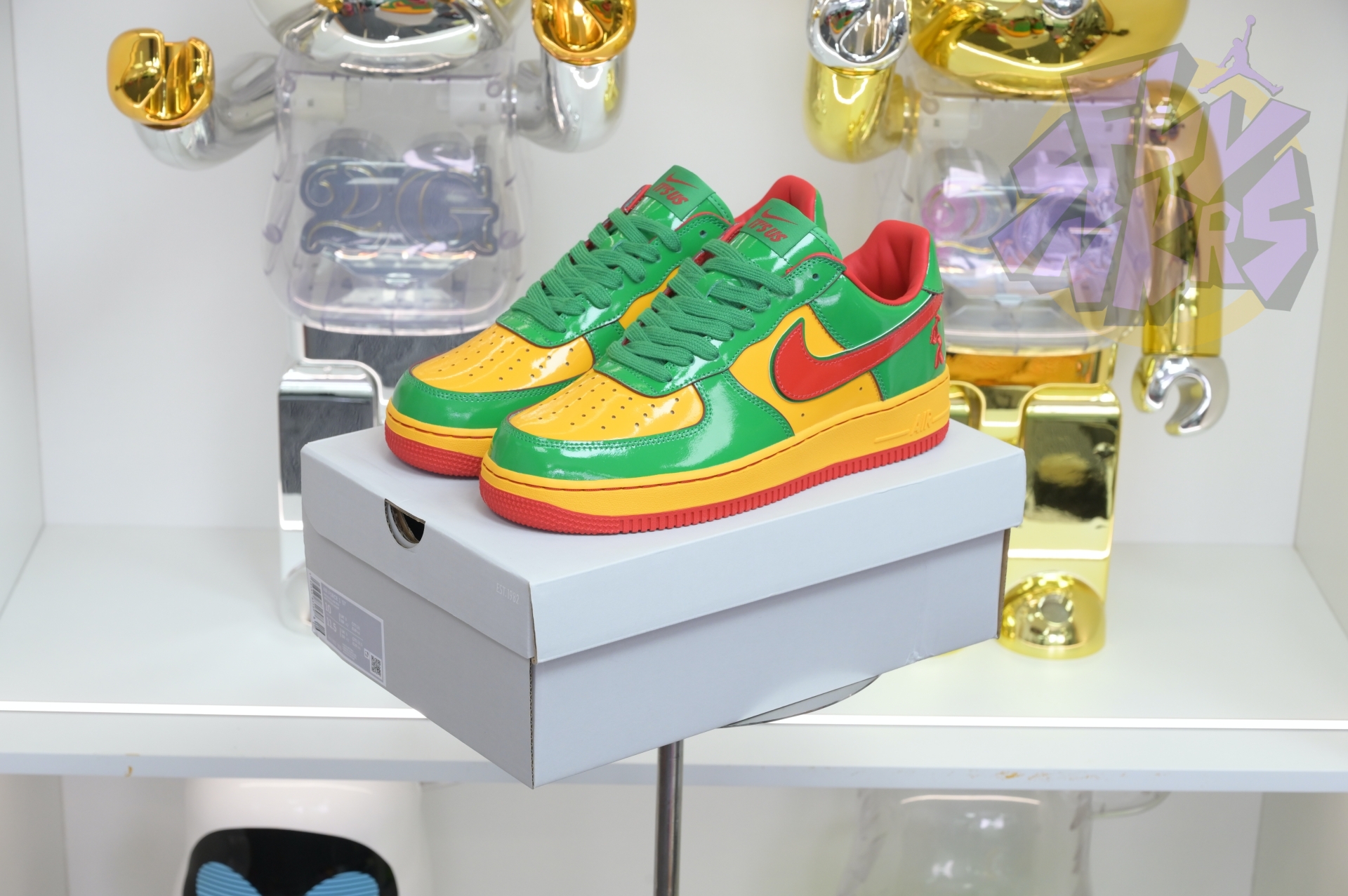 Nike Air Force 1 IH4383-300