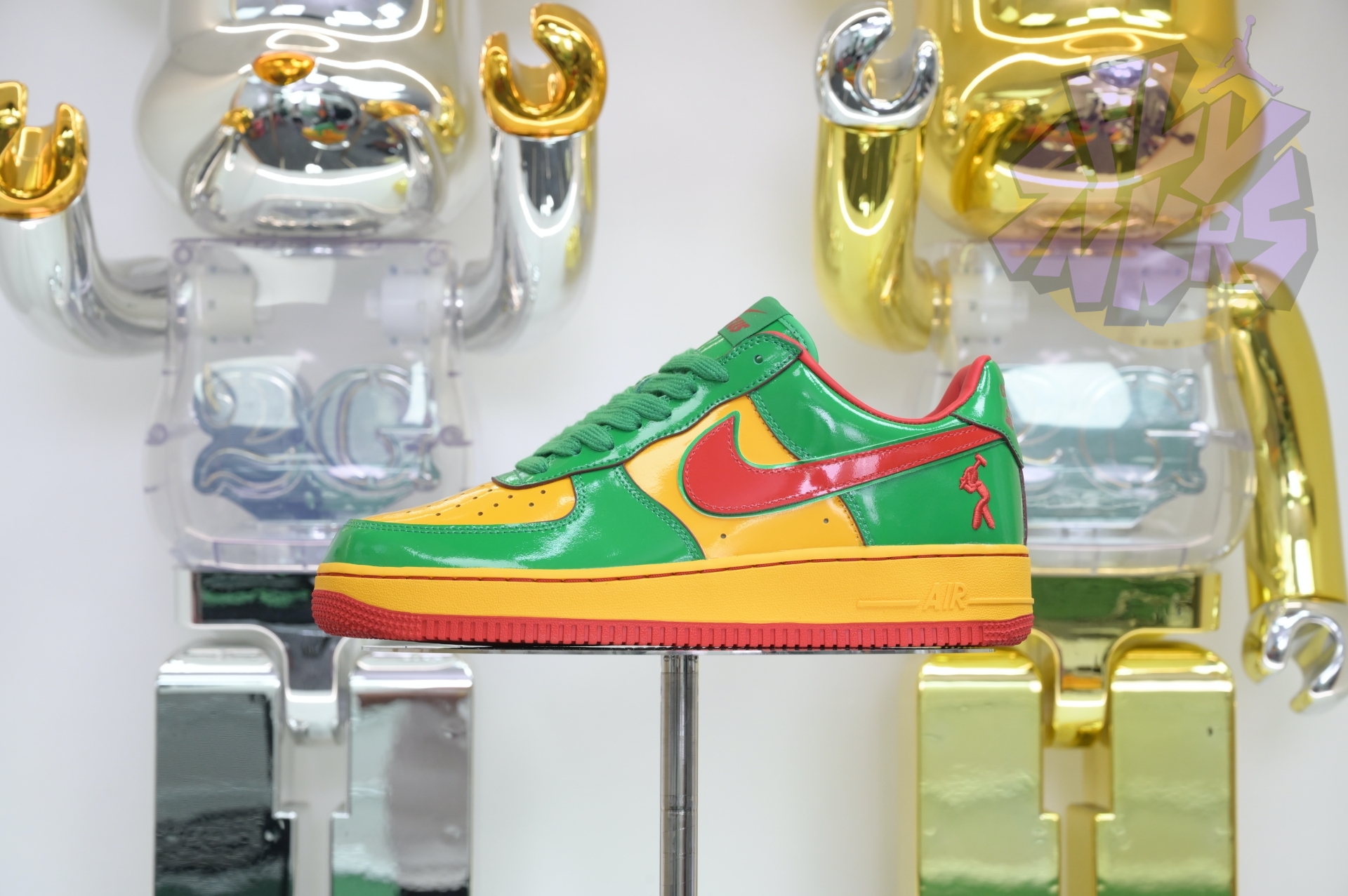 Nike Air Force 1 IH4383-300