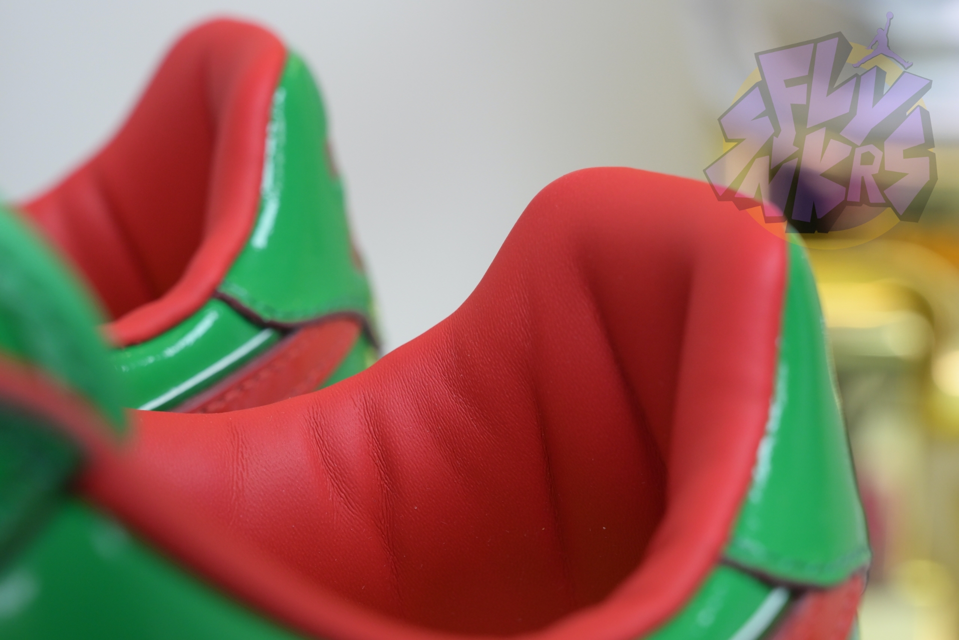 Nike Air Force 1 IH4383-300