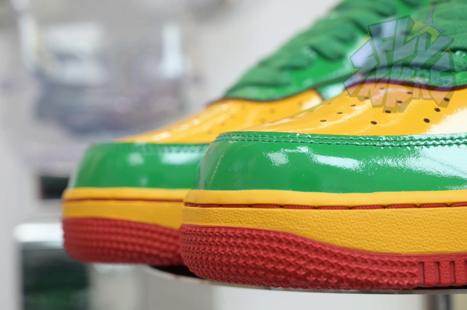 Nike Air Force 1 IH4383-300