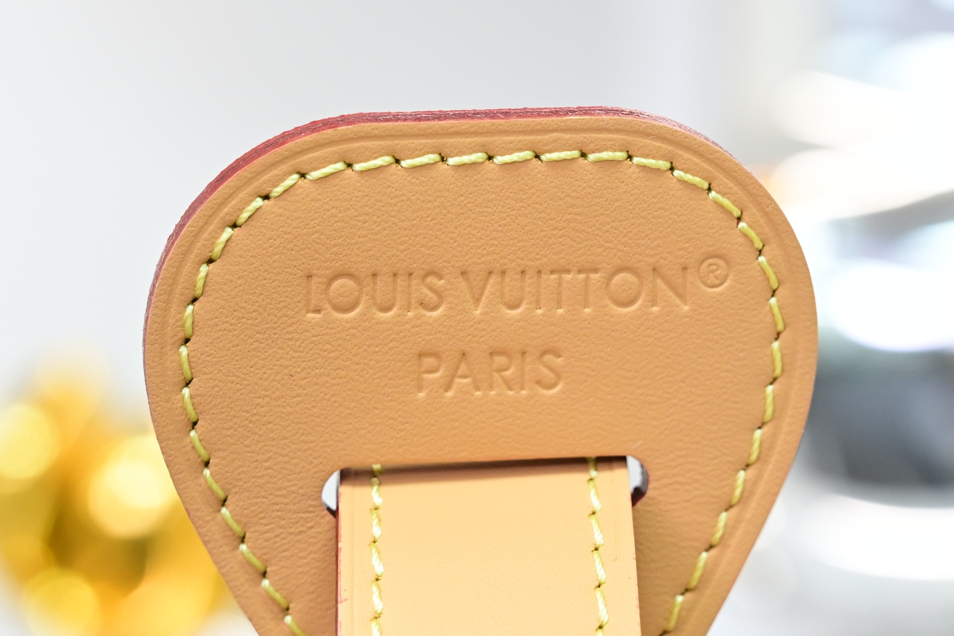 LOUIS VUITTON