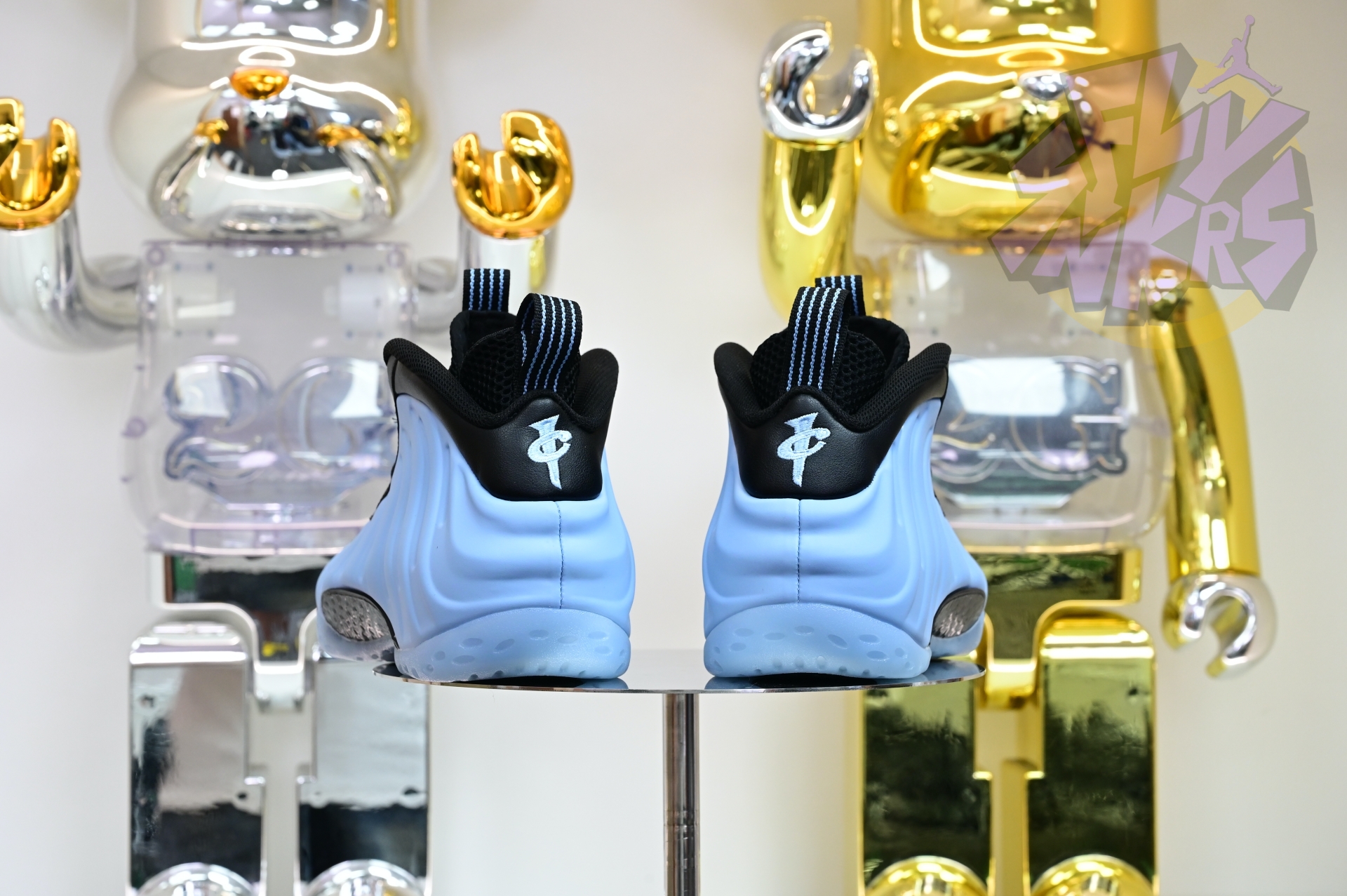 Nike Air Foamposite One 'Psychic Blue and Black'  HJ6014-400
