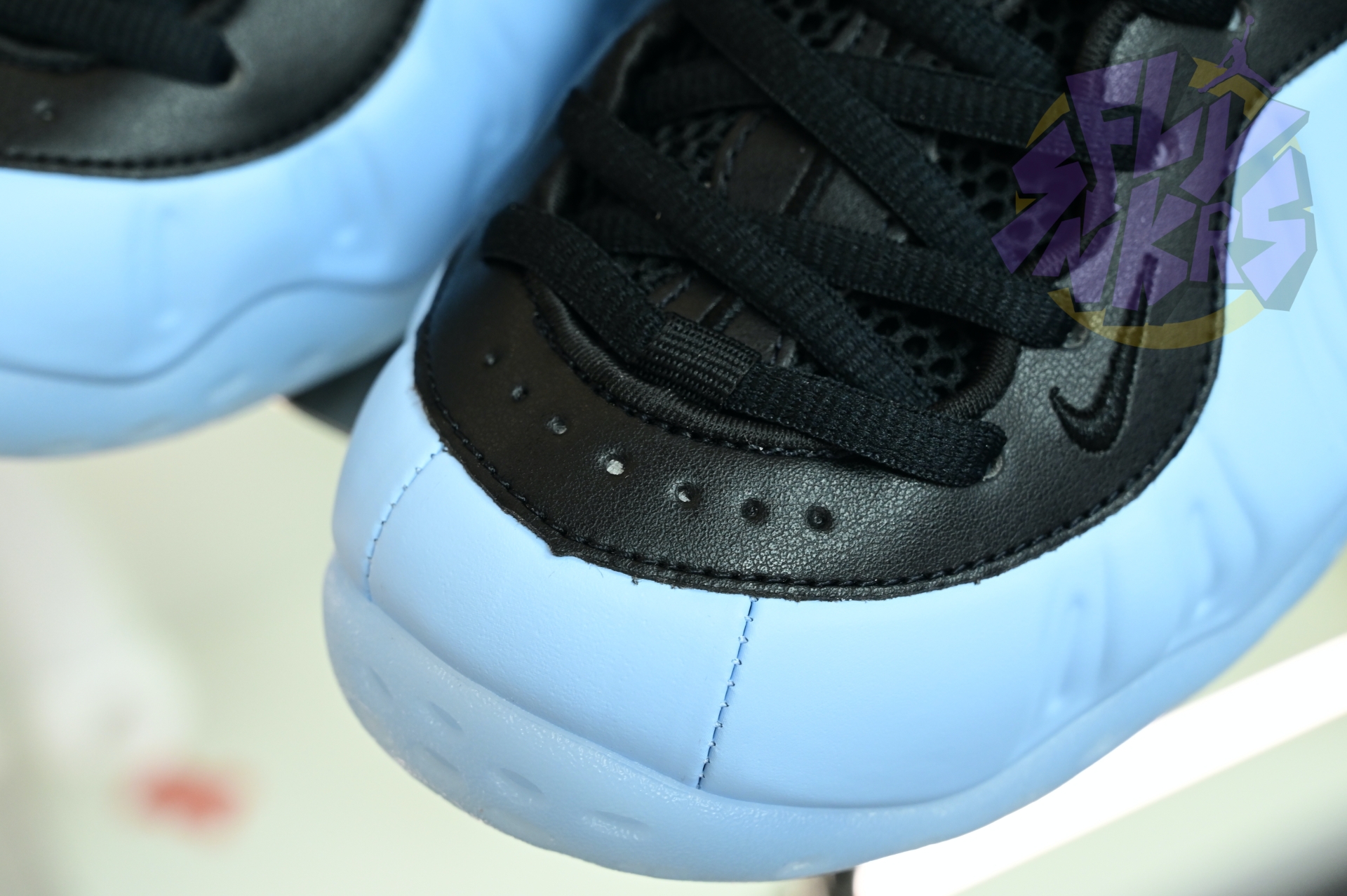 Nike Air Foamposite One 'Psychic Blue and Black'  HJ6014-400