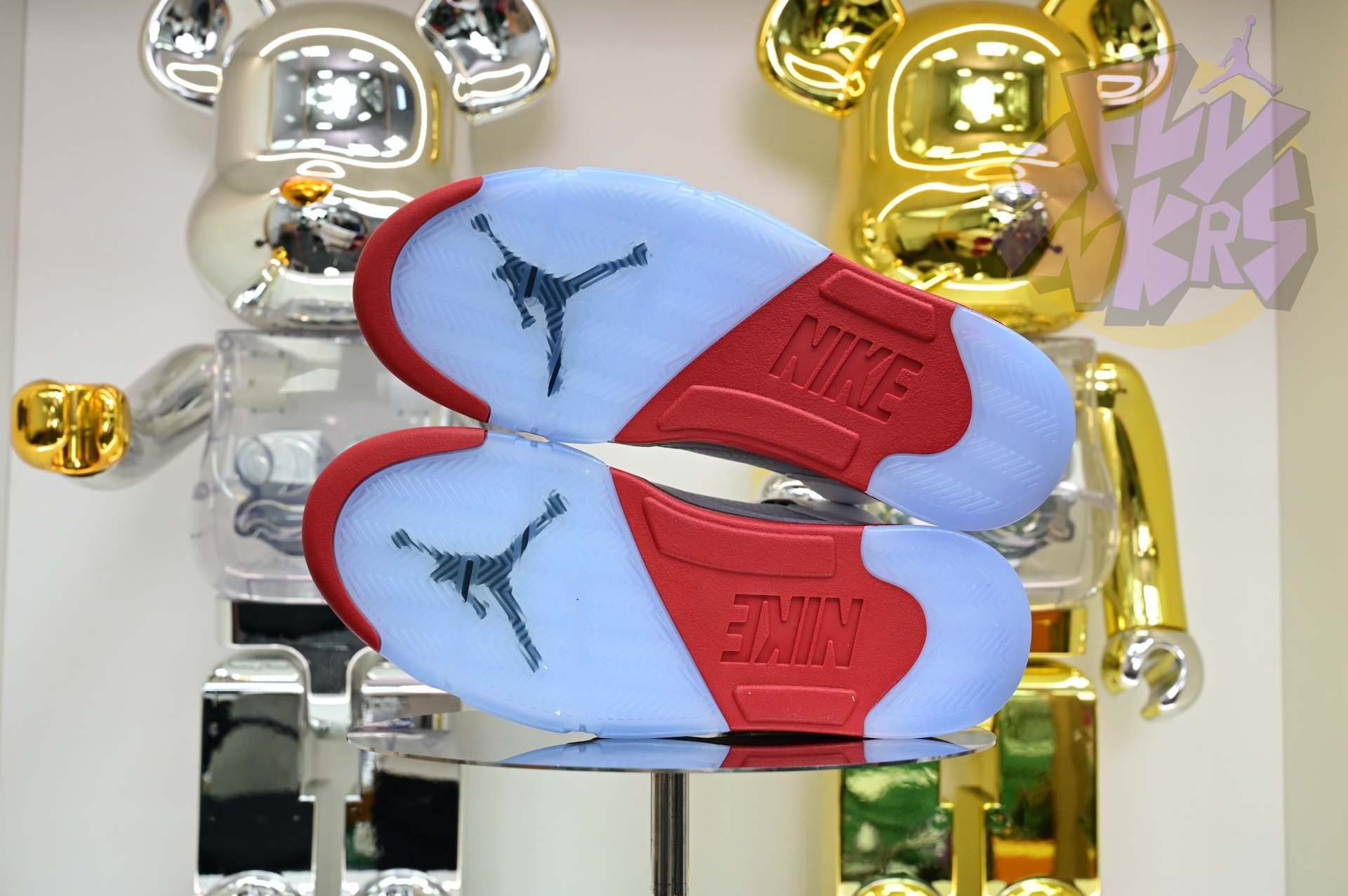 Air Jordan 5 Fire Red“Black Tongue”  HQ7978-101