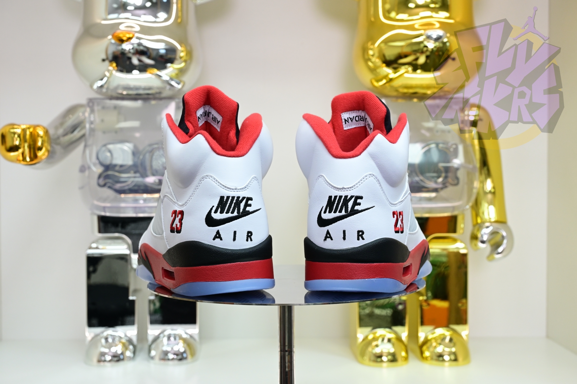 Air Jordan 5 Fire Red“Black Tongue”  HQ7978-101