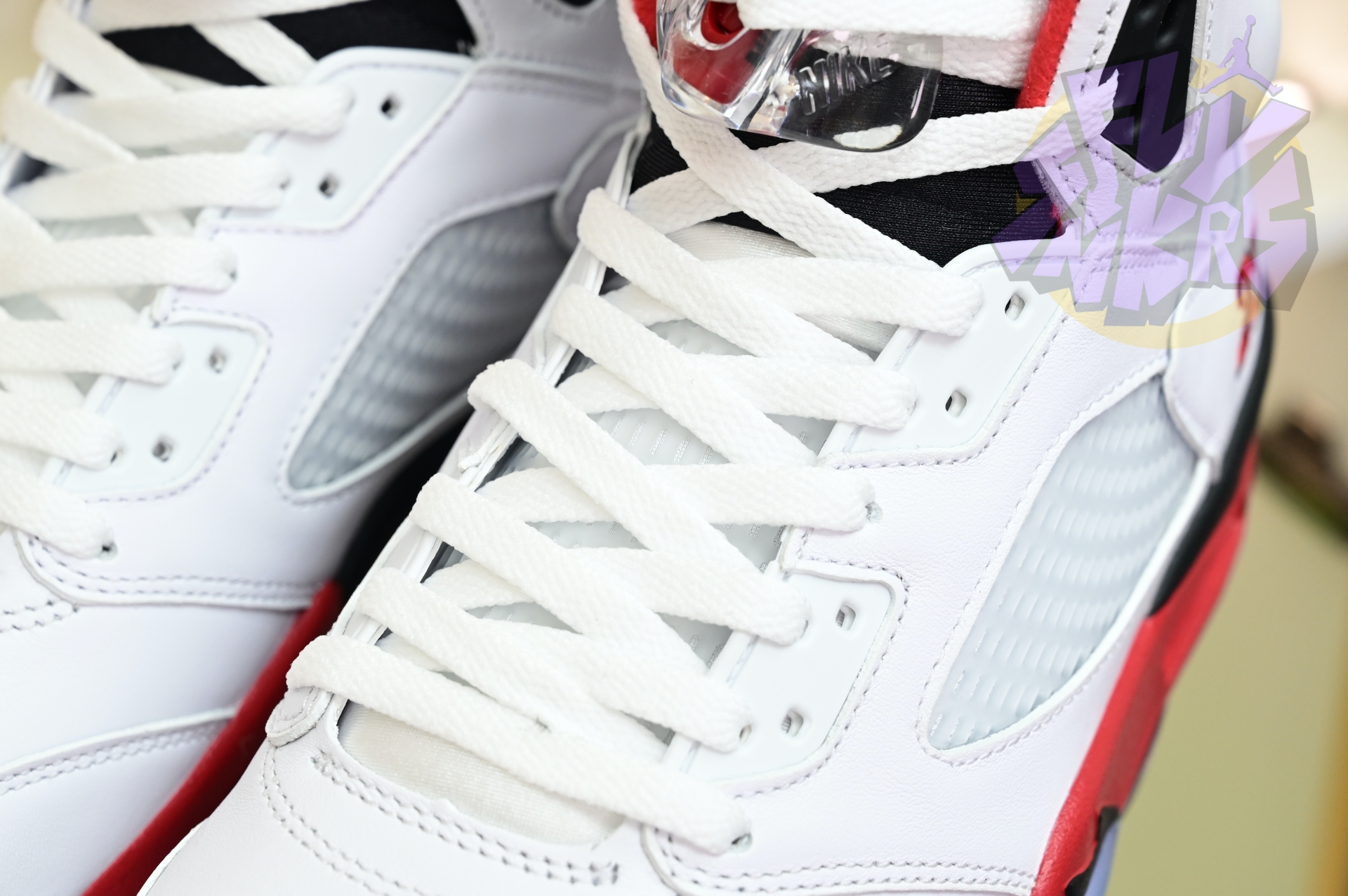 Air Jordan 5 Fire Red“Black Tongue”  HQ7978-101