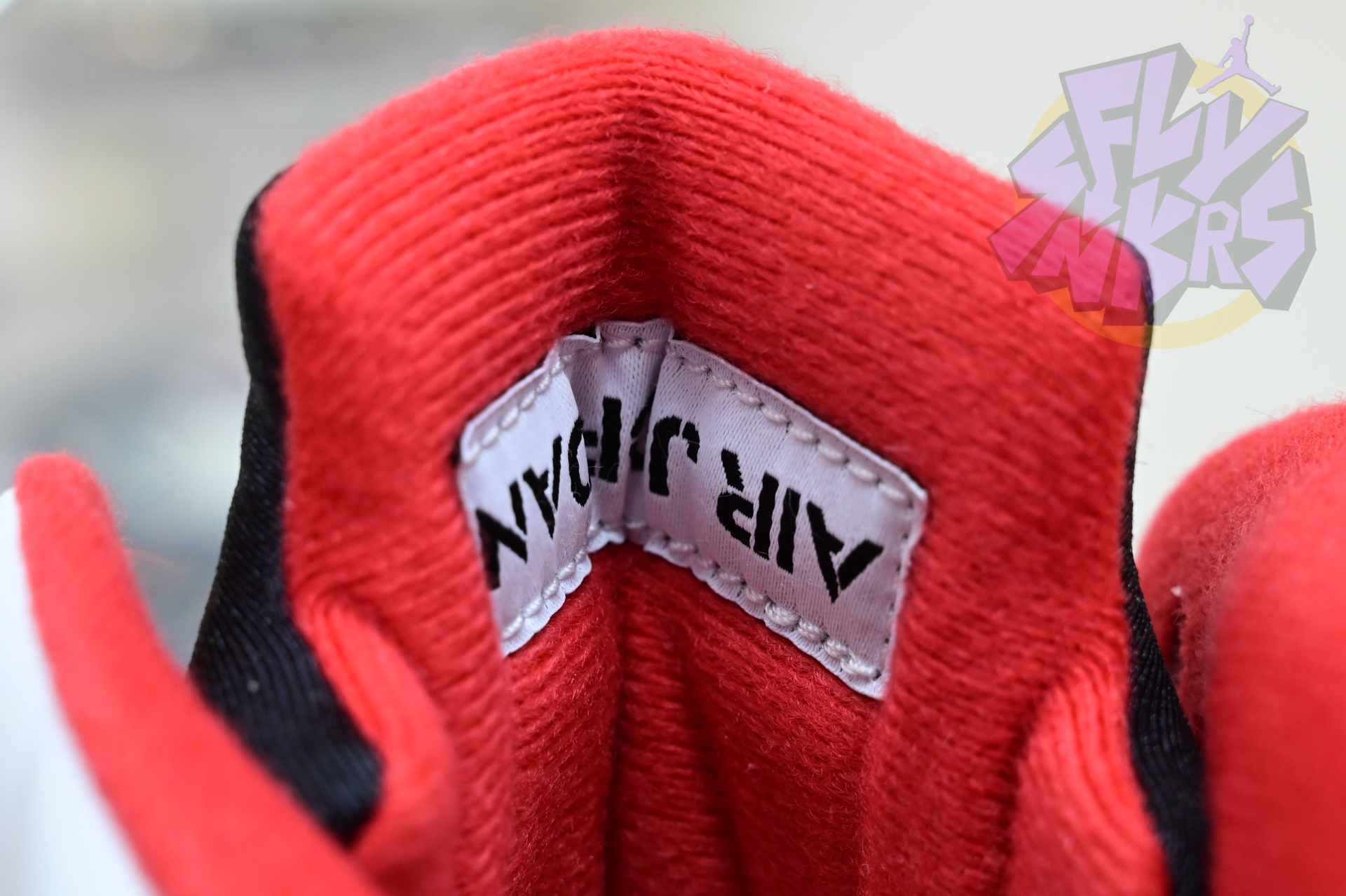 Air Jordan 5 Fire Red“Black Tongue”  HQ7978-101