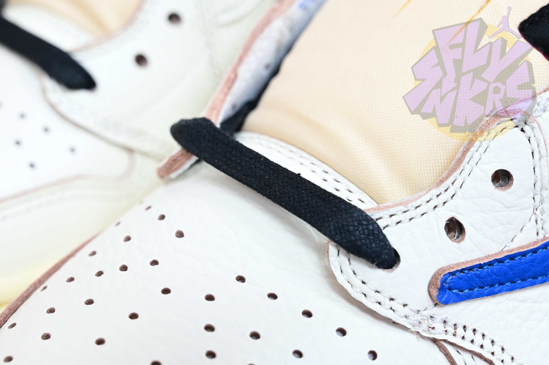 Travis Scott x Jordan Air Jordan 1 Low OG