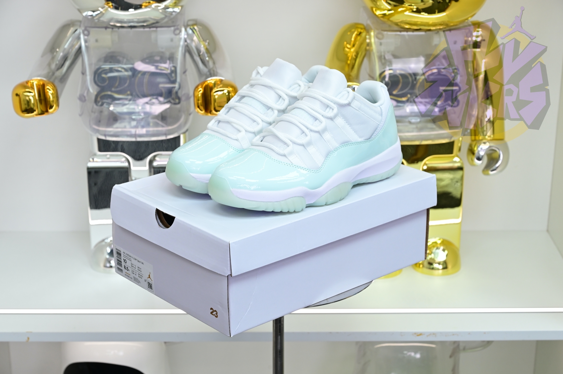 Air Jordan 11 LOW  AH7860-103