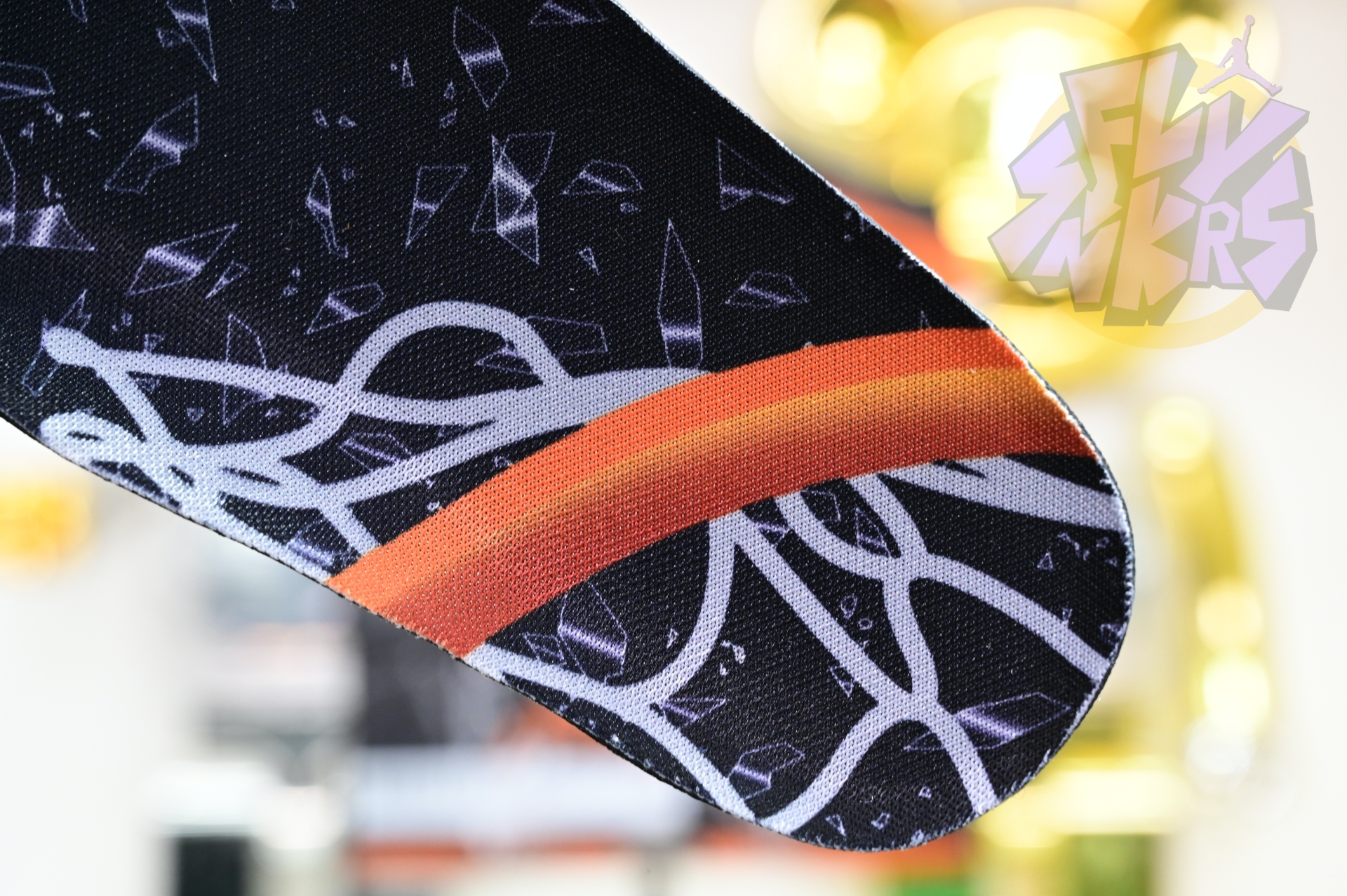 Air Jordan 1“Shattered Backboard” DZ5485-008