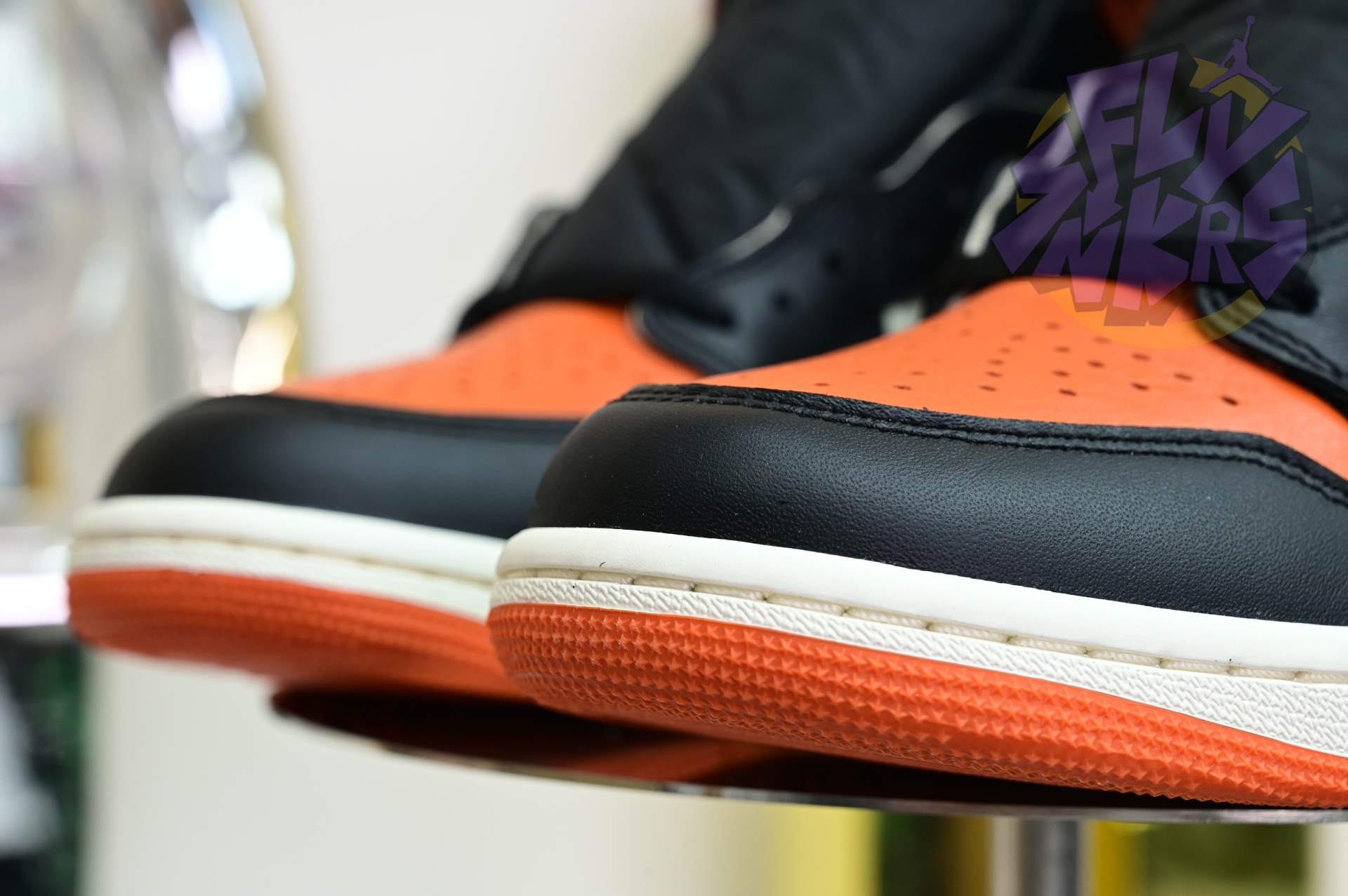 Air Jordan 1“Shattered Backboard” DZ5485-008