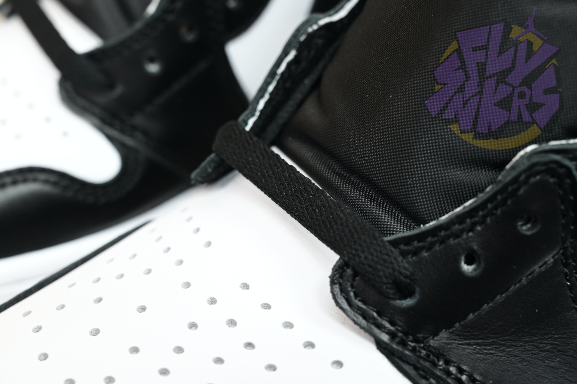 Air Jordan 1  UNDEFEATED x fragment design HIGH OG 107847-001