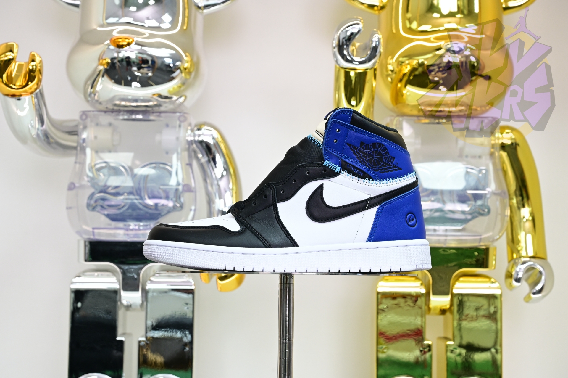 Air Jordan 1  UNDEFEATED x fragment design HIGH OG 107847-001