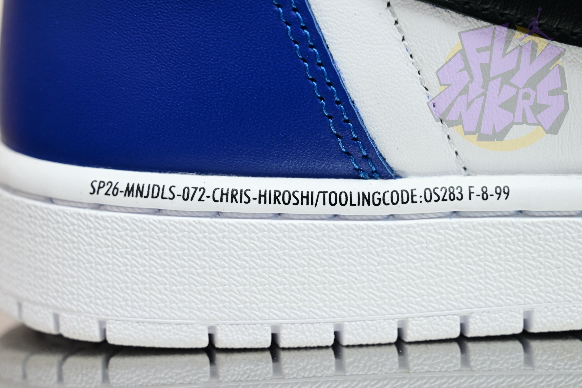 Air Jordan 1  UNDEFEATED x fragment design HIGH OG 107847-001