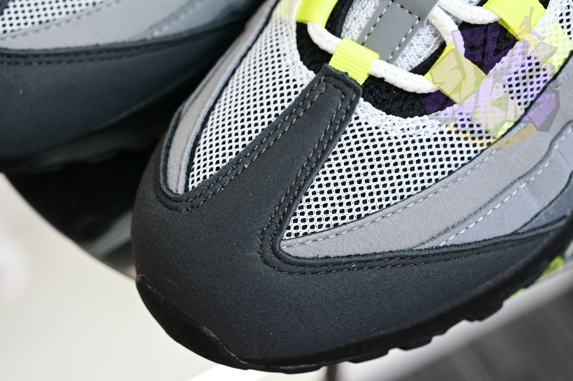 Nike Air Max 95 0G Neon  CT1689-001