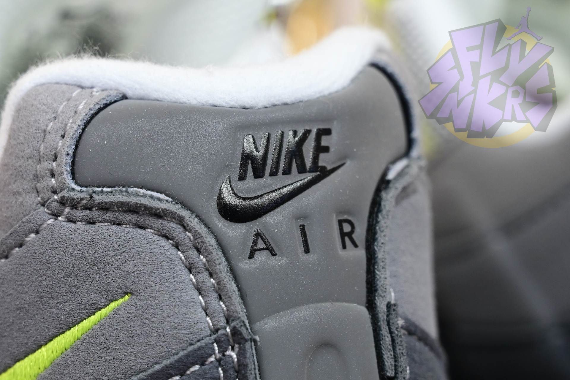 Nike Air Max 95 0G Neon  CT1689-001