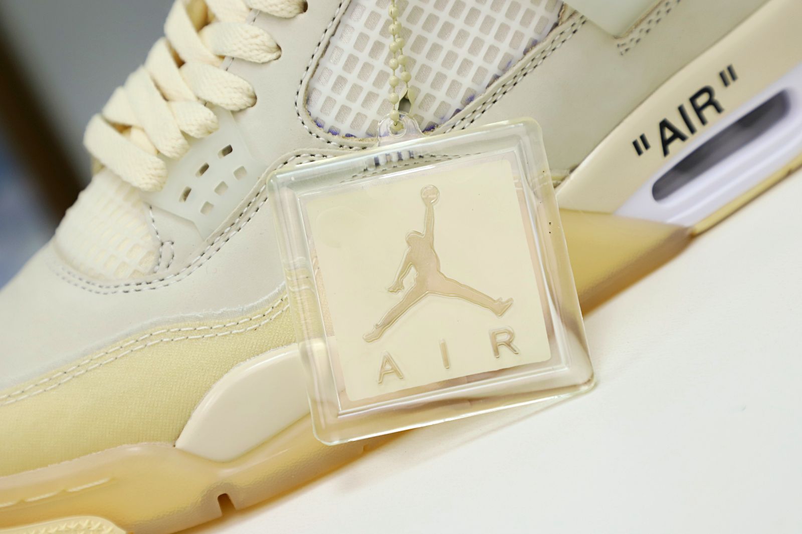AIR JORDAN OFF-WHITE X WMNS AIR JORDAN 4 SP 'SAIL'